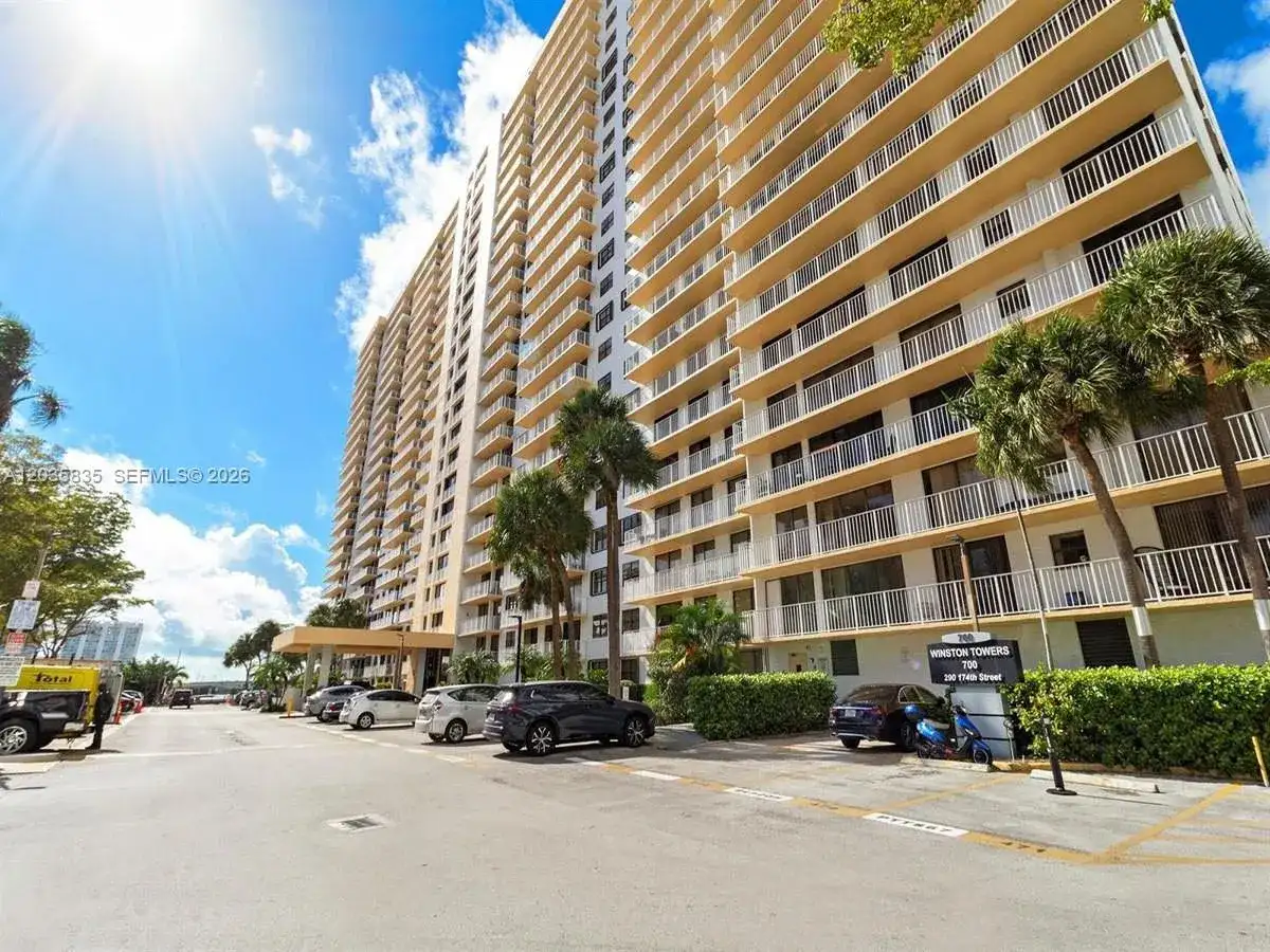 290 174th St # 414, Sunny Isles Beach FL 33160 photo 5