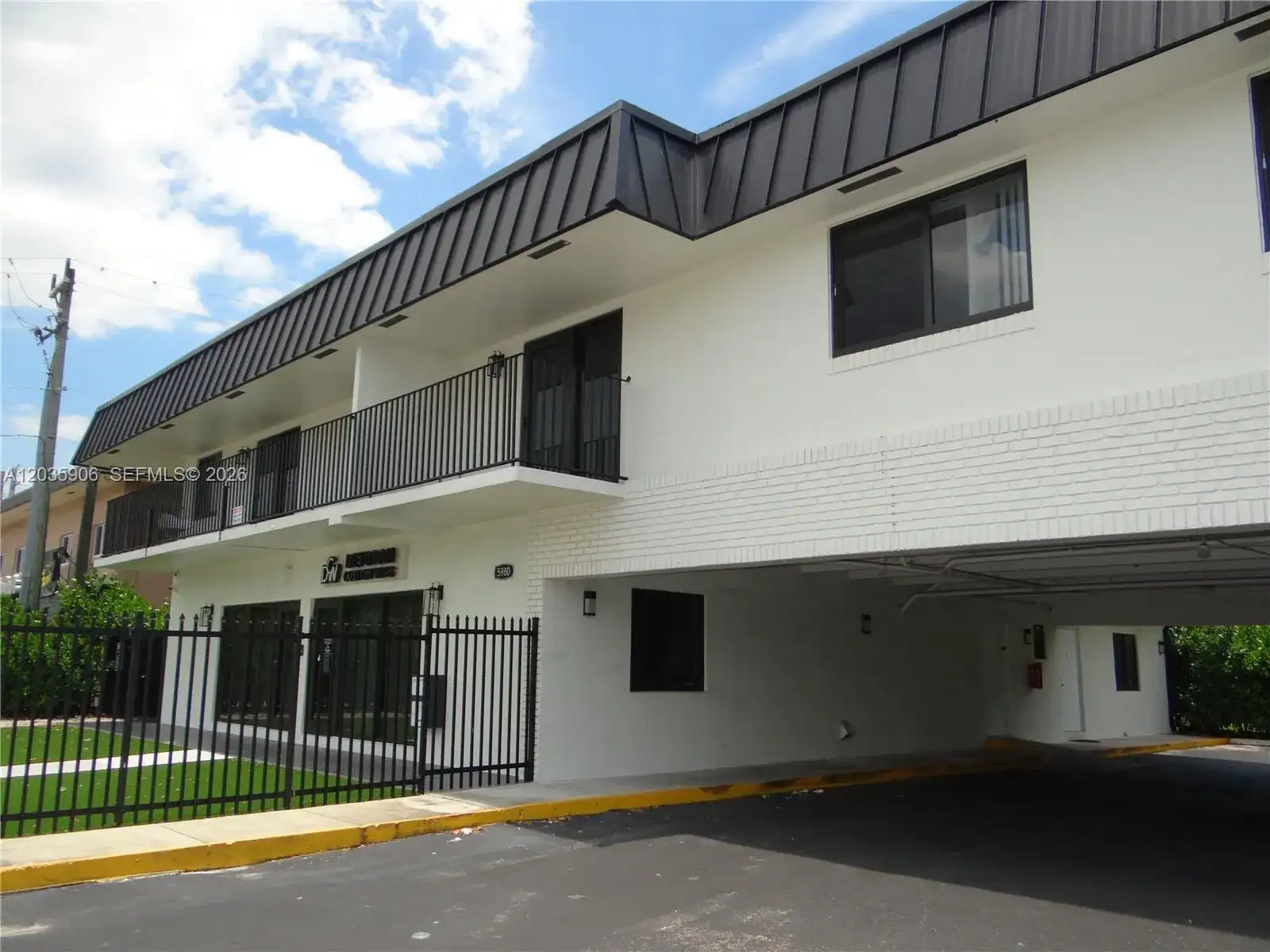 5980 SW 40th Ave # C, Dania Beach FL 33312 photo 2