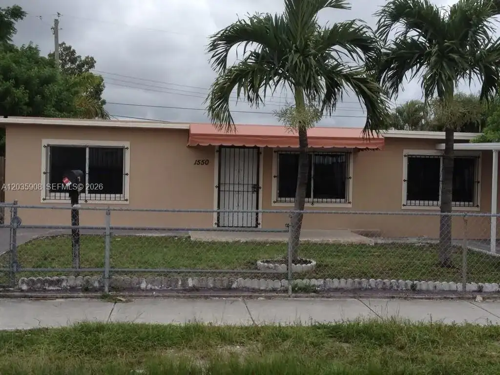 1550 E 10th Ave, Hialeah FL 33010 photo 2
