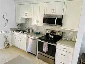 1721 NE 55th St # 1721, Fort Lauderdale FL 33334 photo 5