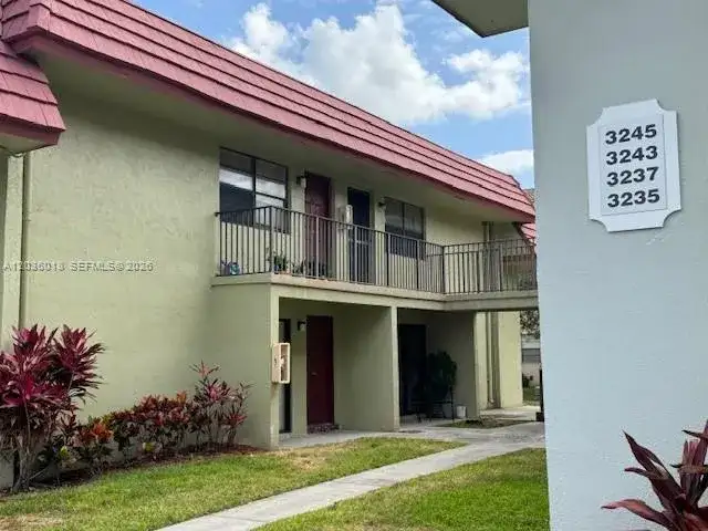 3249 NW 104th Ave # 3249, Coral Springs FL 33065 photo 2