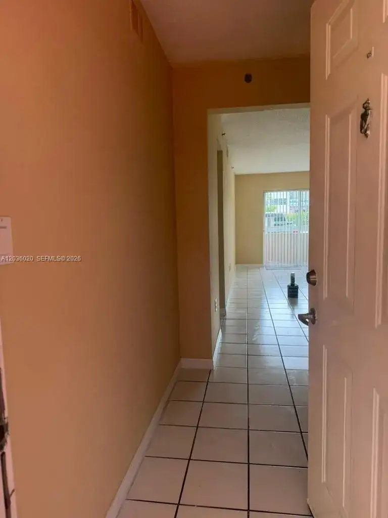 600 NW 32nd Pl # 105, Miami FL 33125 photo 3