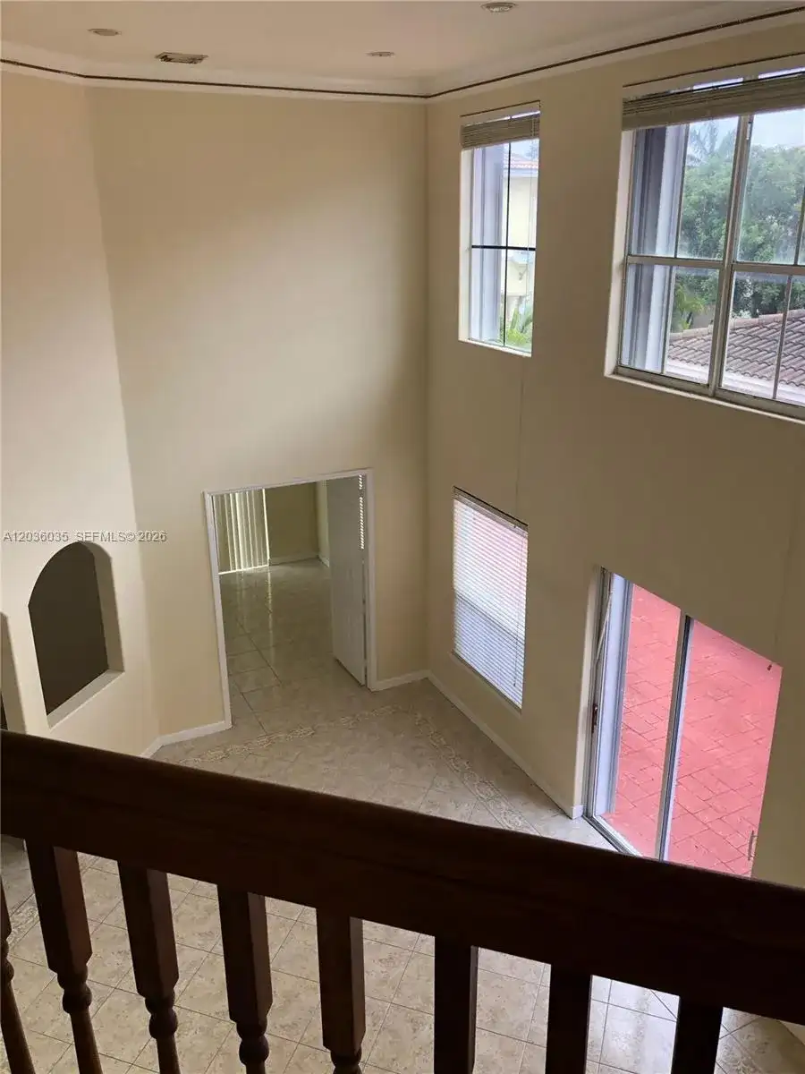 11253 NW 47th Ln, Doral FL 33178 photo 3