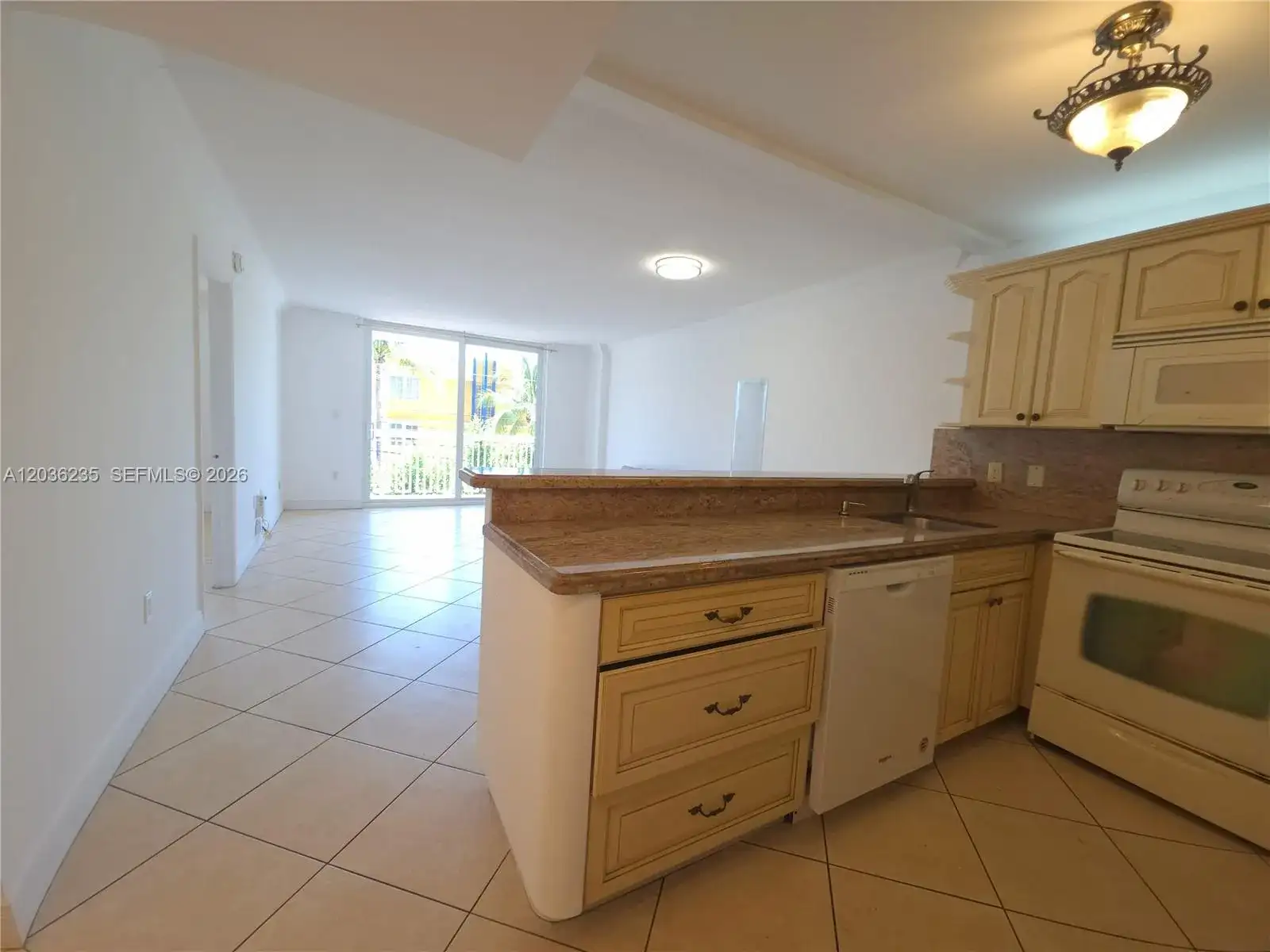 401 Ocean Dr # 304, Miami Beach FL 33139 photo 2
