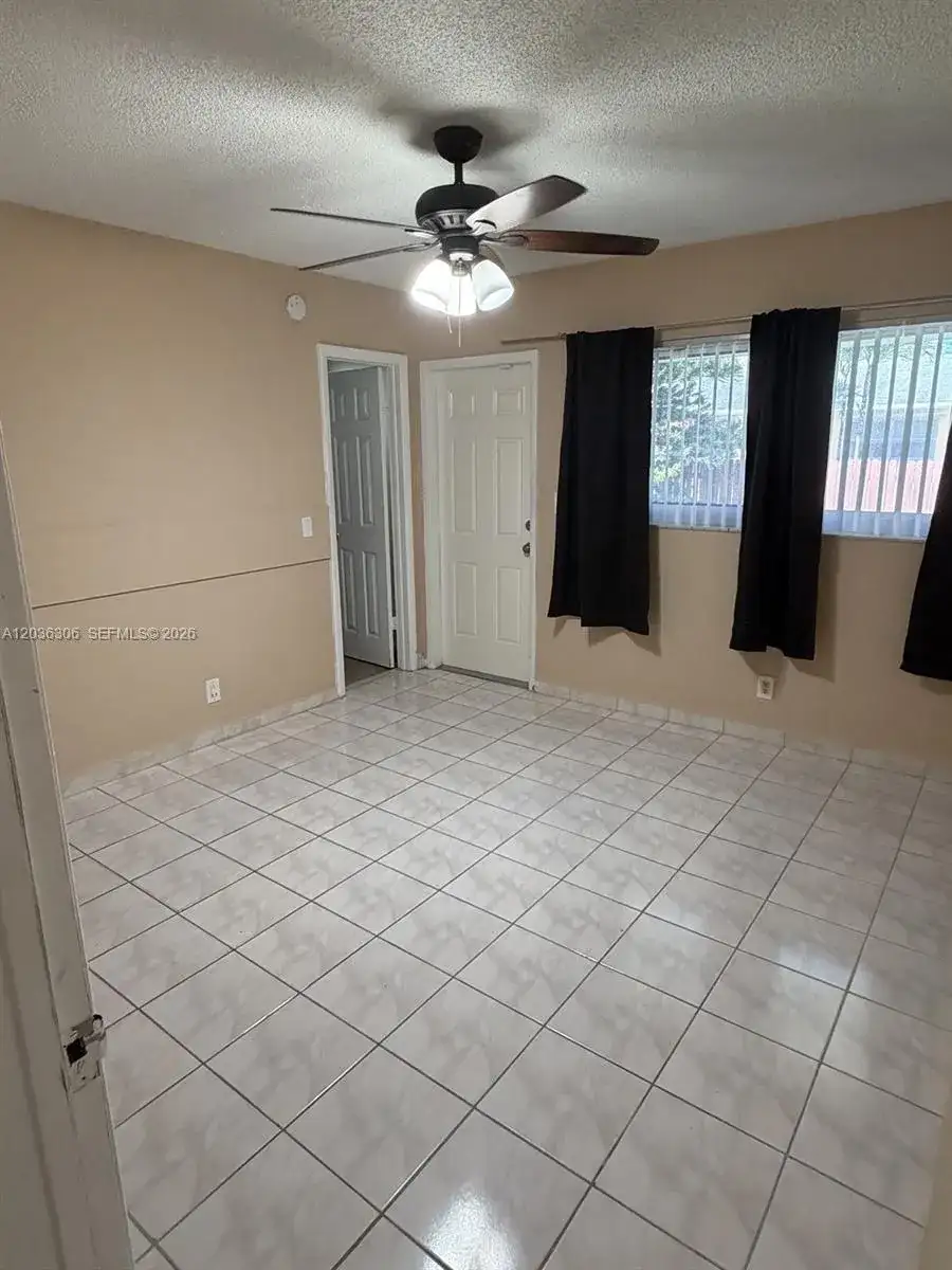 812 NE 2nd St # 2, Hallandale Beach FL 33009 photo 4