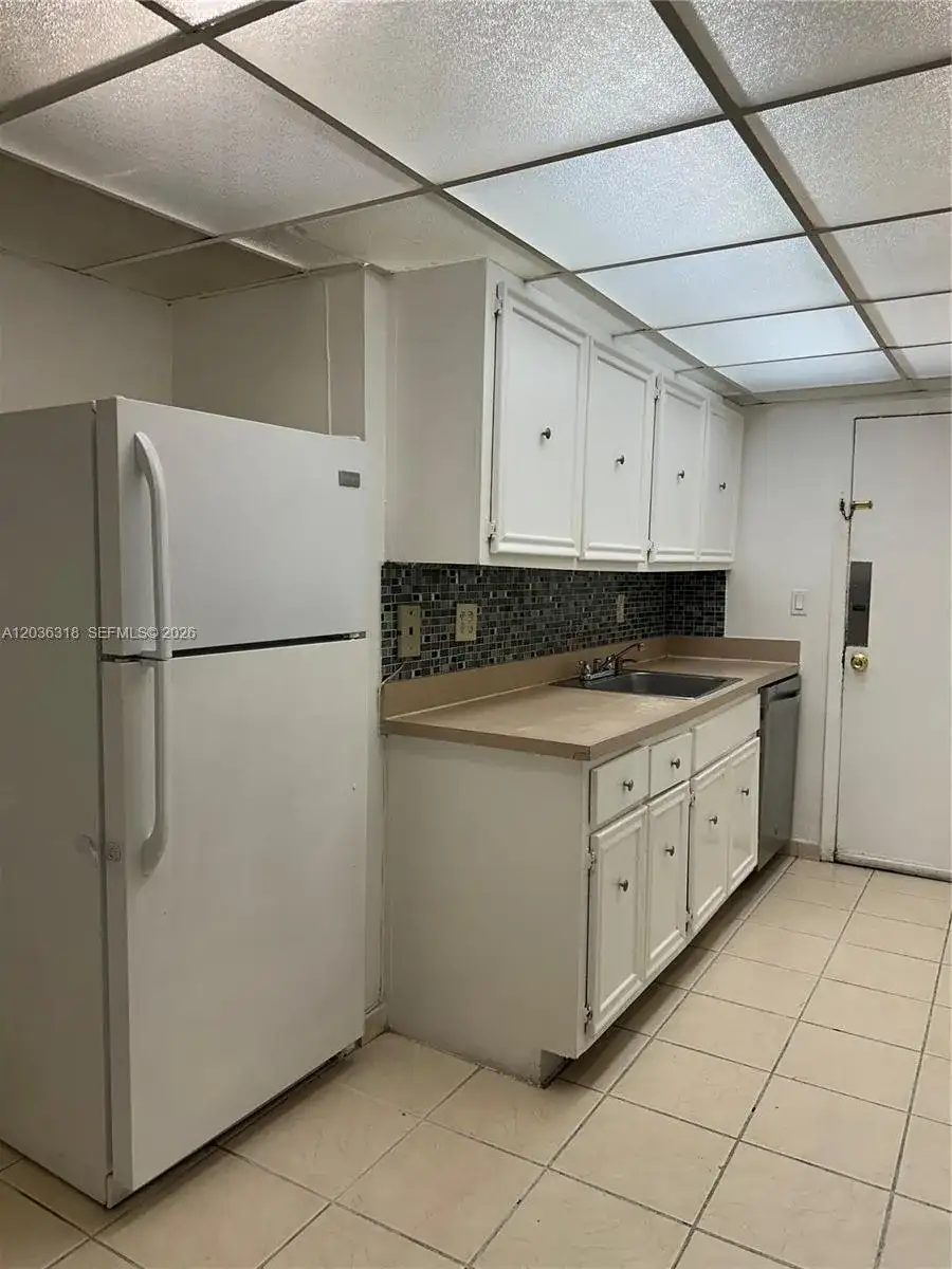 18101 NW 68th Ave # B201, Hialeah FL 33015 photo 2