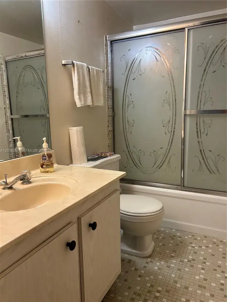 8120 SW 24th St # 206, North Lauderdale FL 33068 photo 5