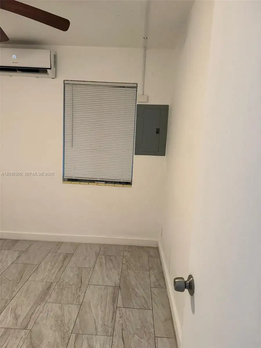 1324 N 58 AVE, Hollywood FL 33021 photo 4