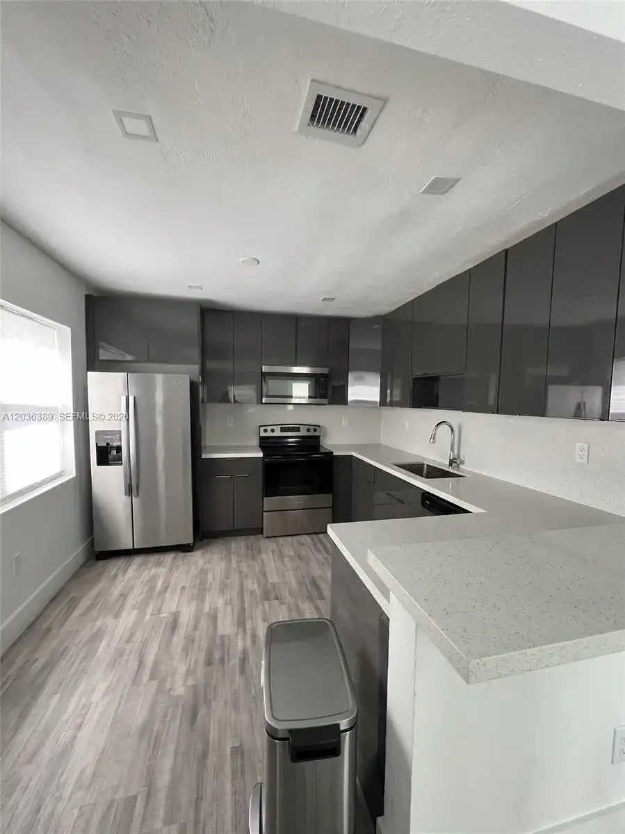 2847 Polk St # 1, Hollywood FL 33020 photo 4