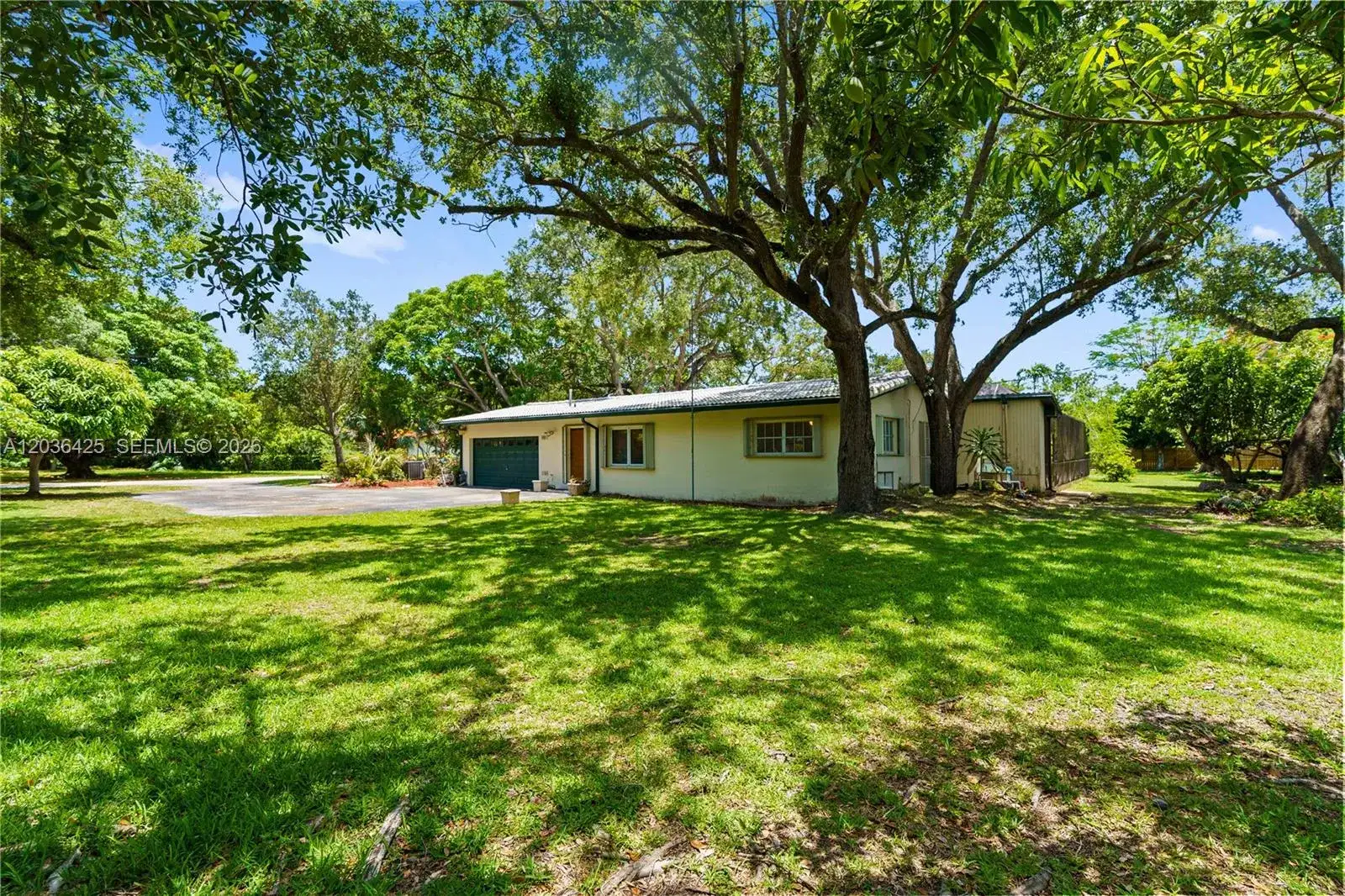 15200 SW 88th Ave, Palmetto Bay FL 33157 photo 3
