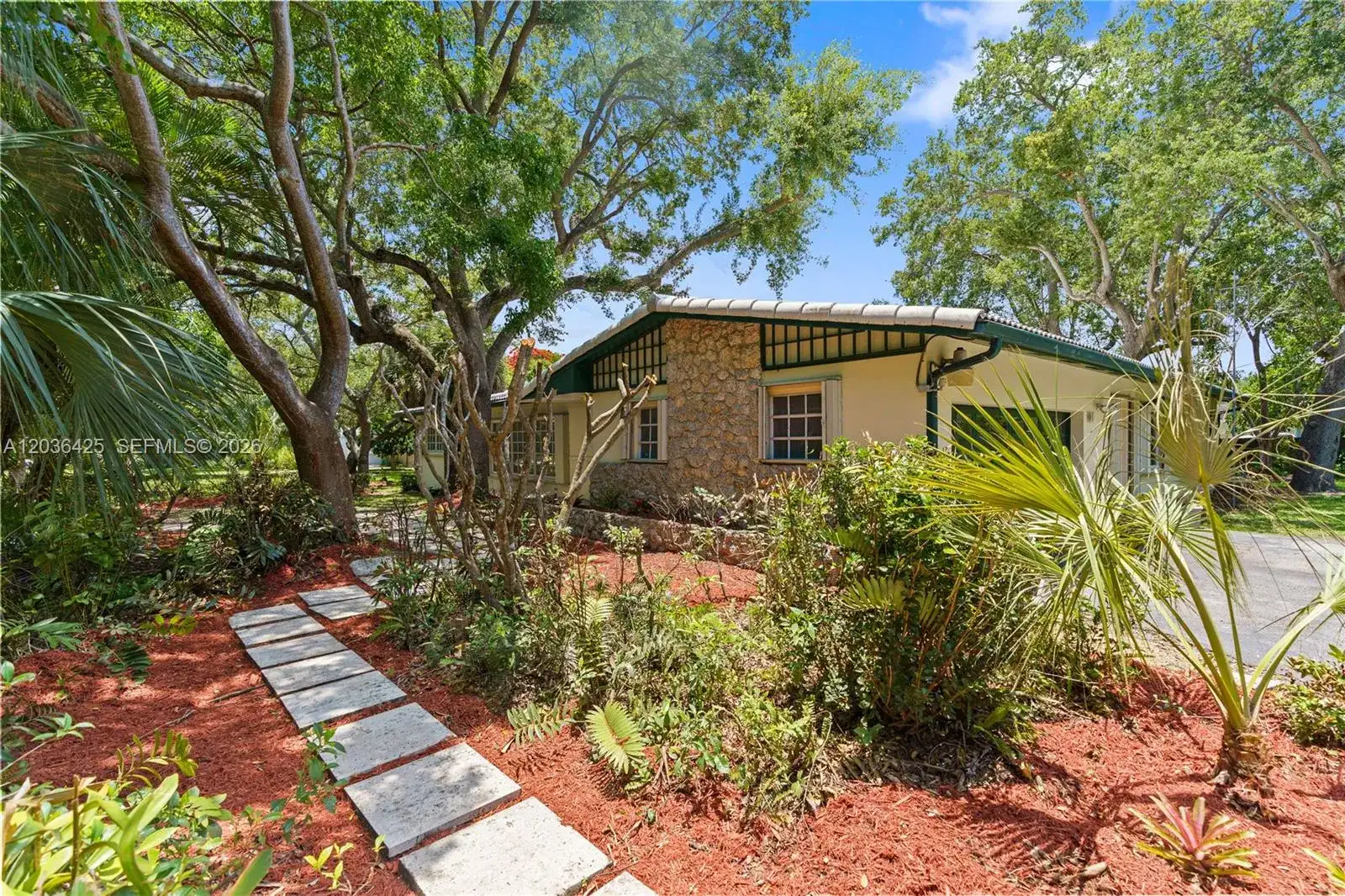 15200 SW 88th Ave, Palmetto Bay FL 33157 photo 5