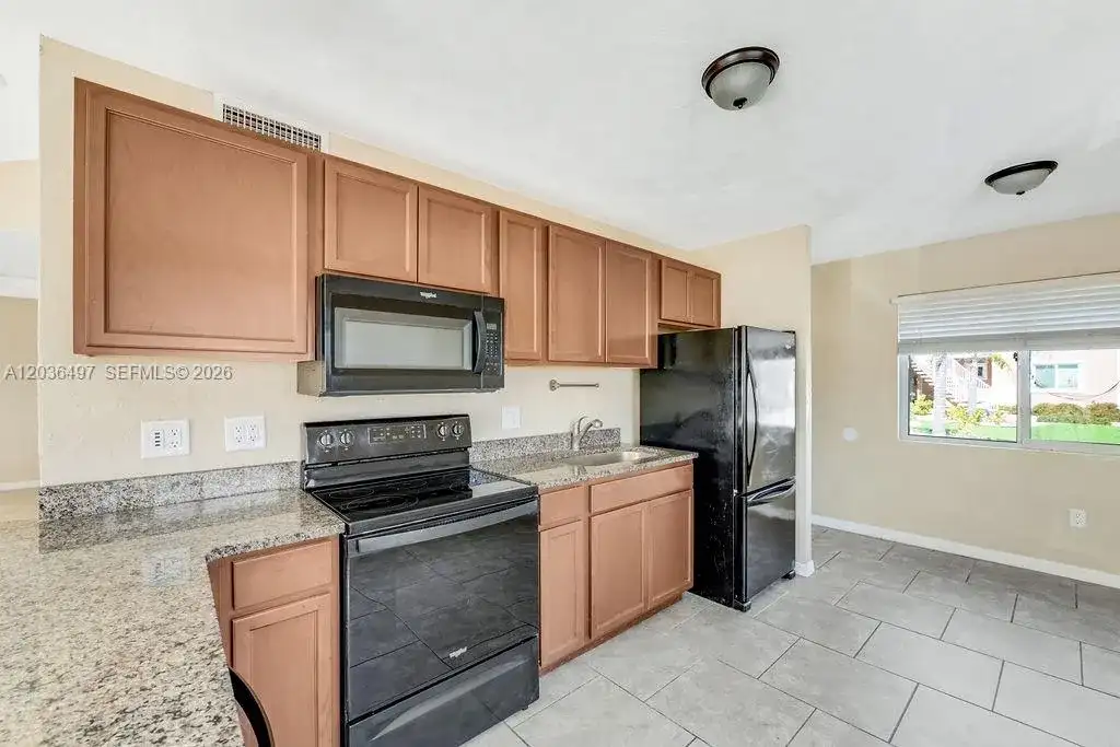 2550 Tulane Ave # 202, Daytona FL 32118 photo 5