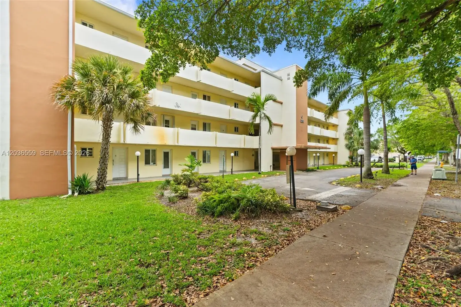 1201 NE 191st St # G219, Miami FL 33179 photo 2