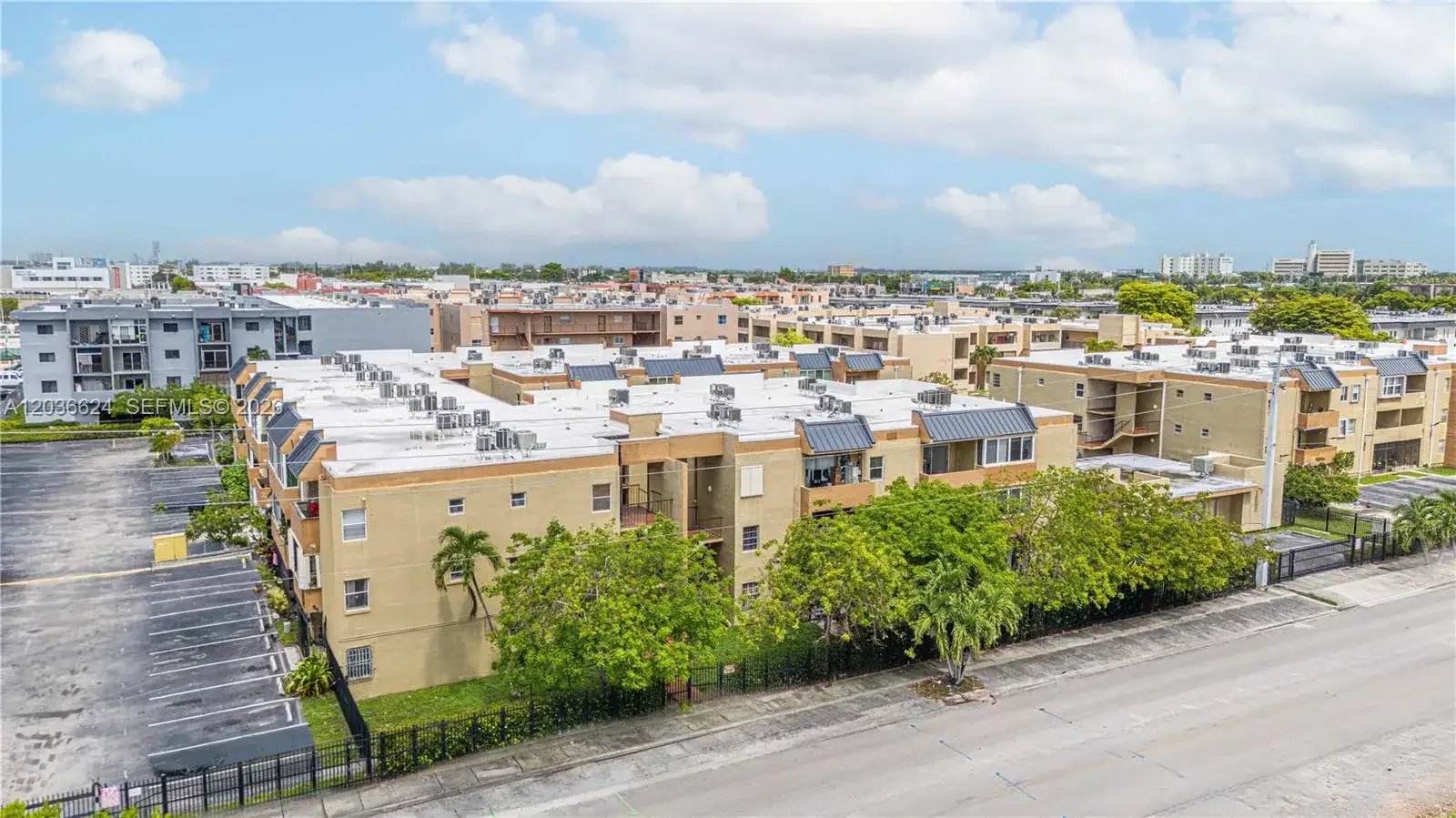 6070 W 18th Ave # 209, Hialeah FL 33012 photo 3