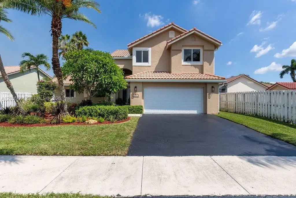 1171 Laguna Springs Dr, Weston FL 33326 photo 4