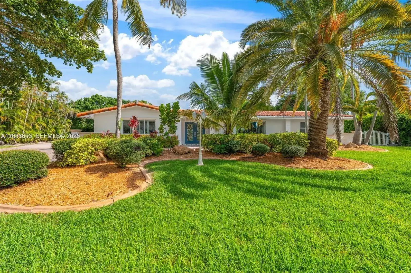 6561 Marlin Dr, Coral Gables FL 33158 photo 2