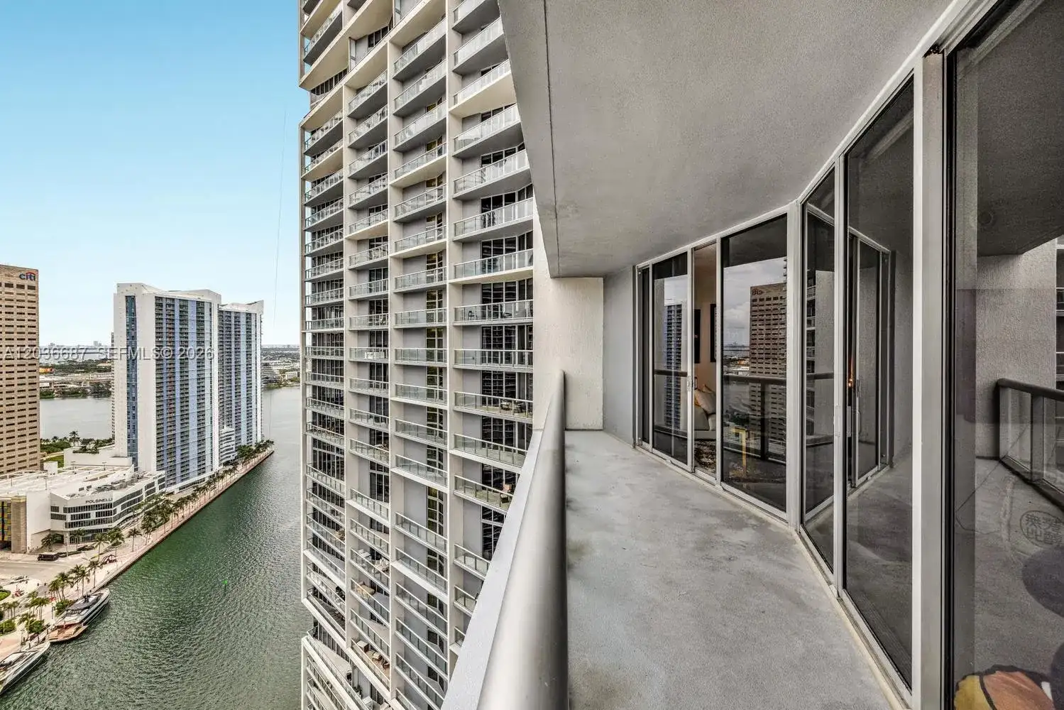 475 Brickell Ave # 3214, Miami FL 33131 photo 2