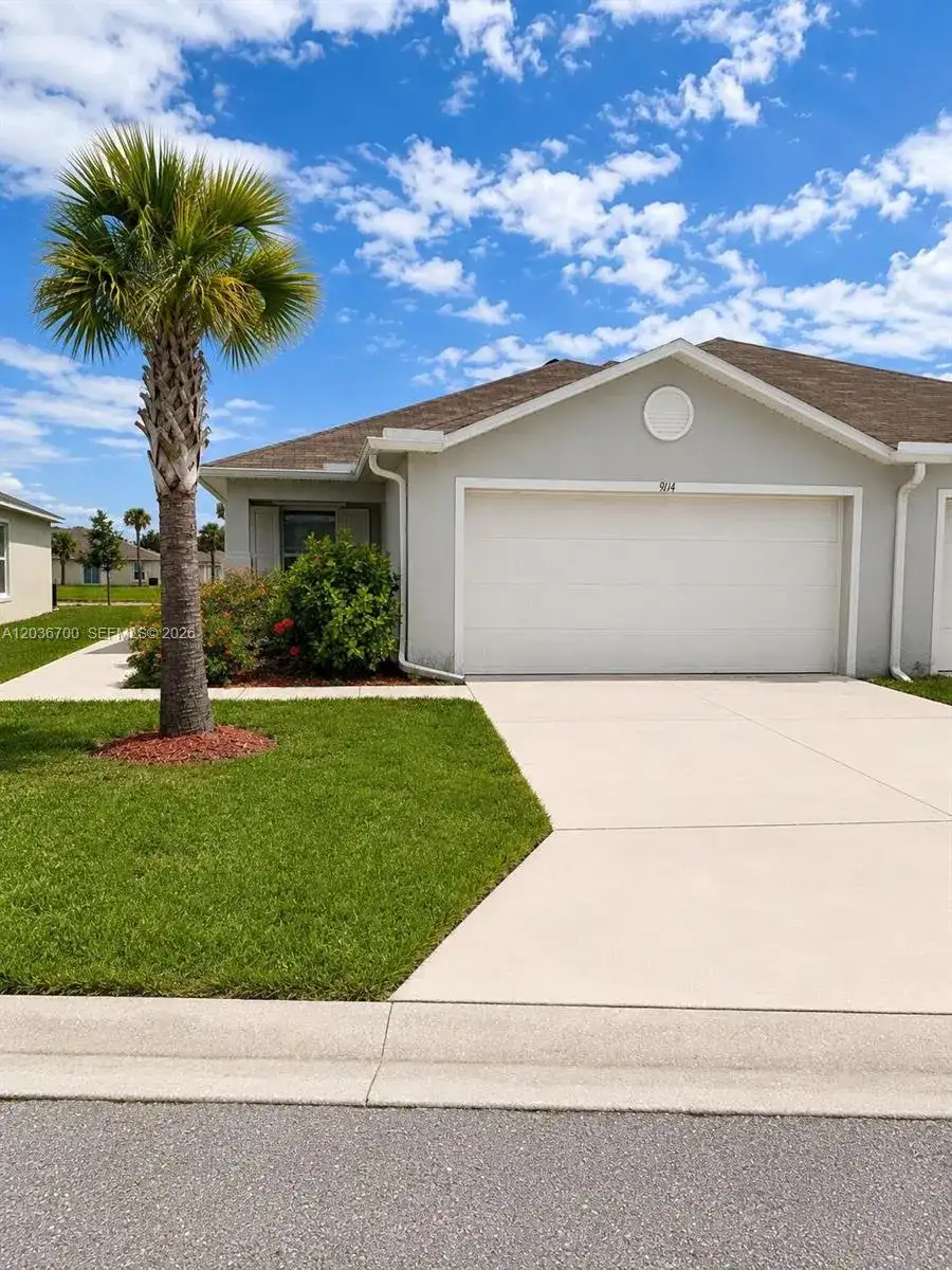 9114 Aegean Cir, Lehigh Acres FL 33936 photo 2