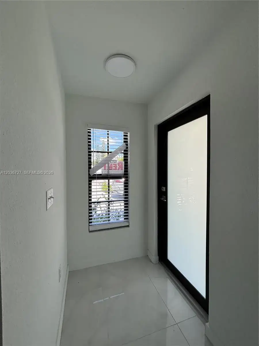 1457 NW 2nd Ave # 1, Florida City FL 33034 photo 3