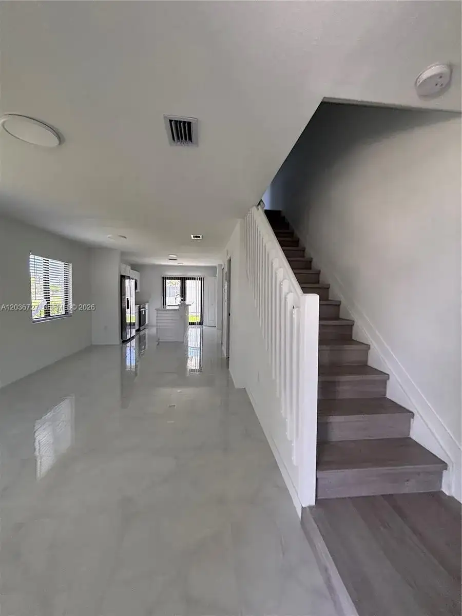 1457 NW 2nd Ave # 1, Florida City FL 33034 photo 4