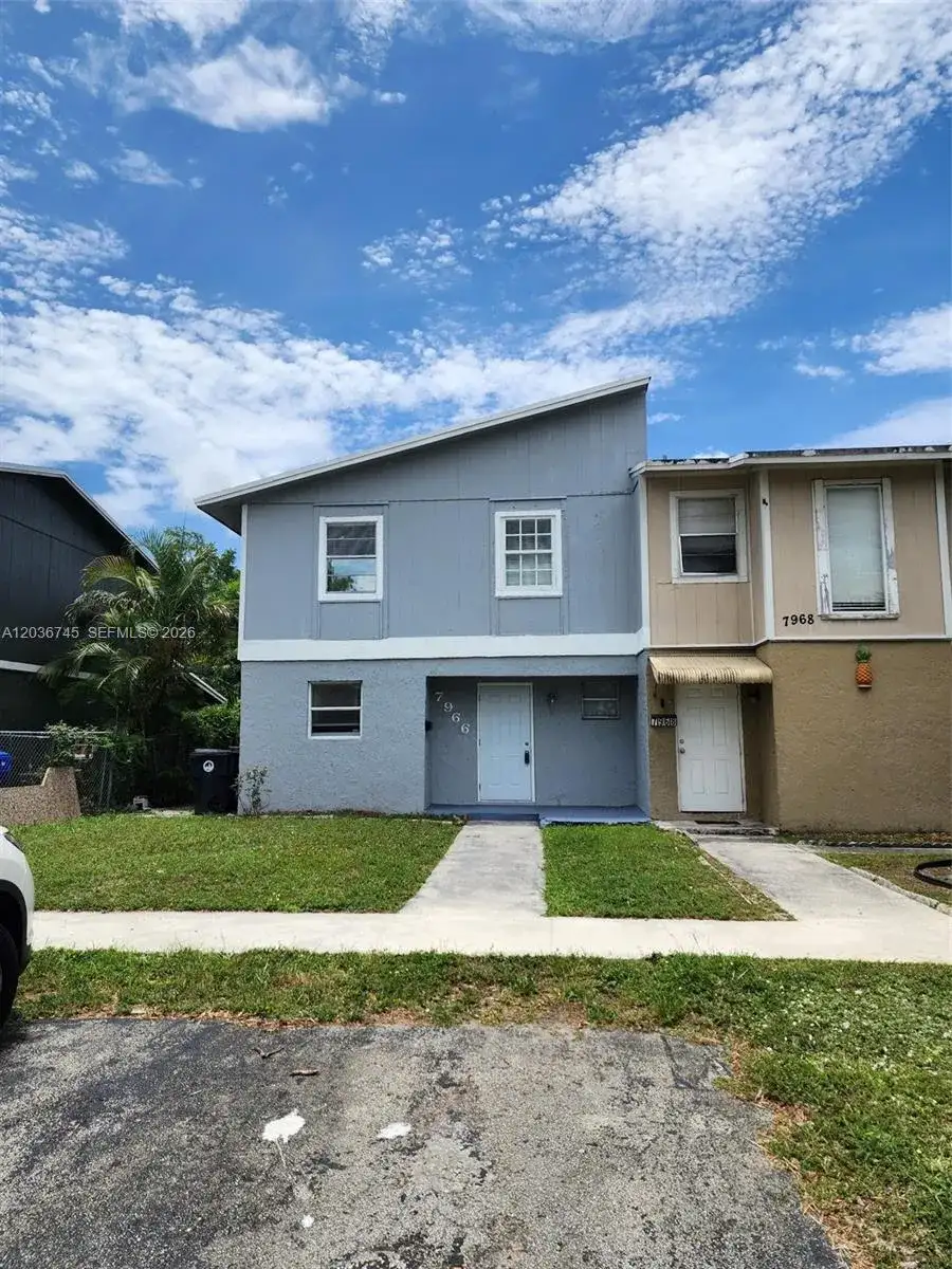 7966 SW 7th Ct, North Lauderdale FL 33068 photo 2