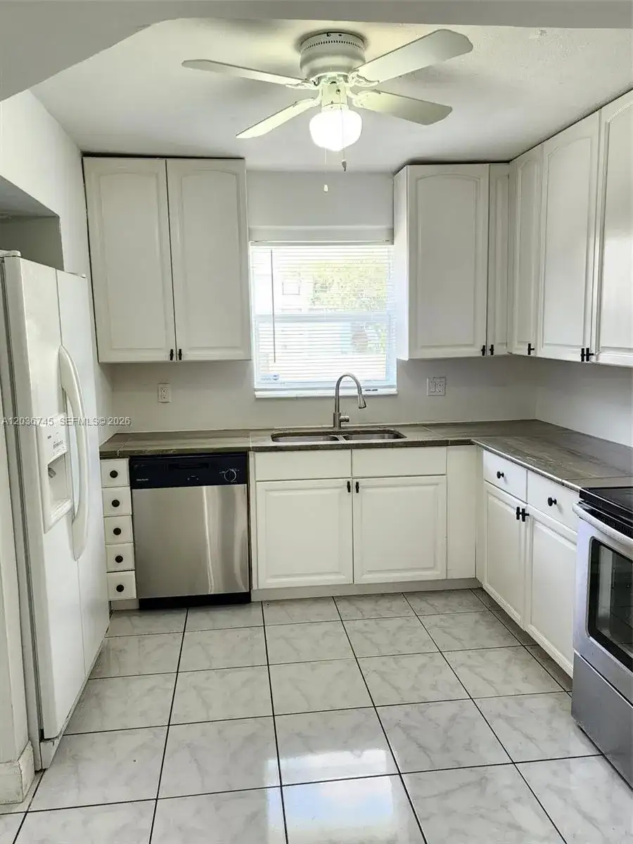 7966 SW 7th Ct, North Lauderdale FL 33068 photo 3