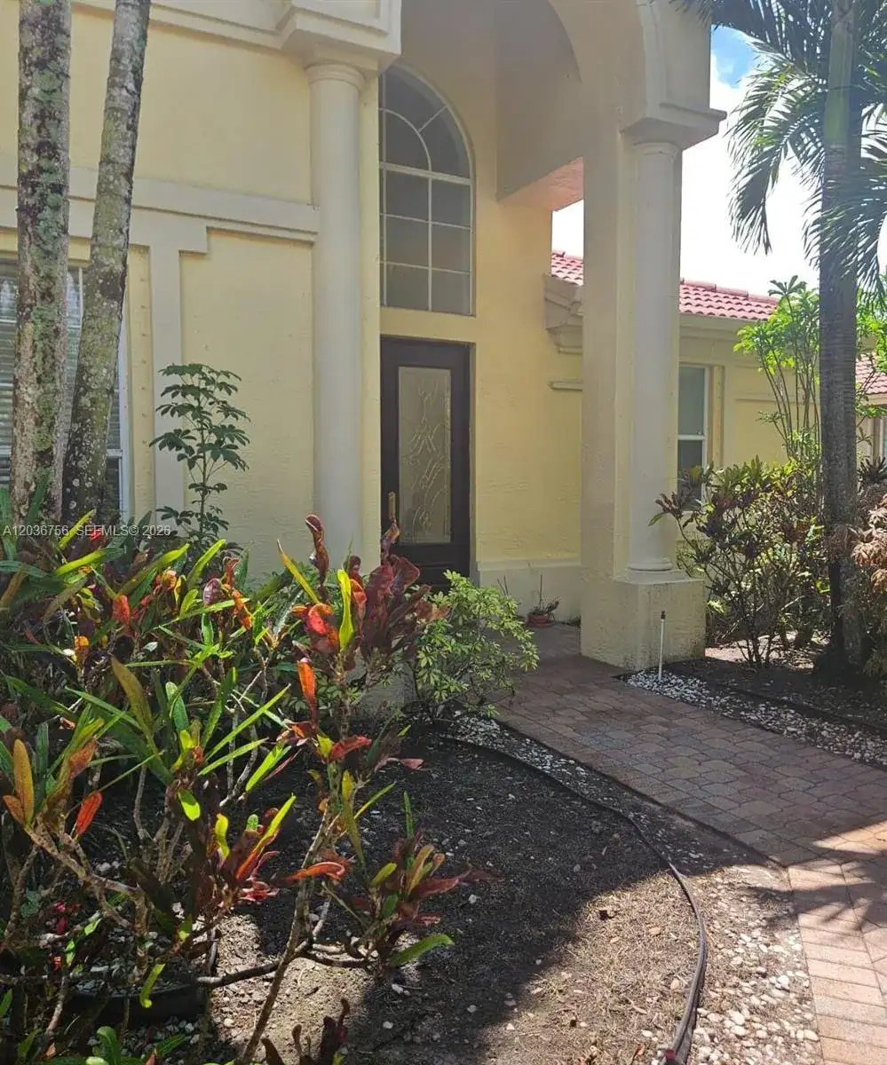 13382 Lakepointe Cir # 0, Cooper City FL 33330 photo 4