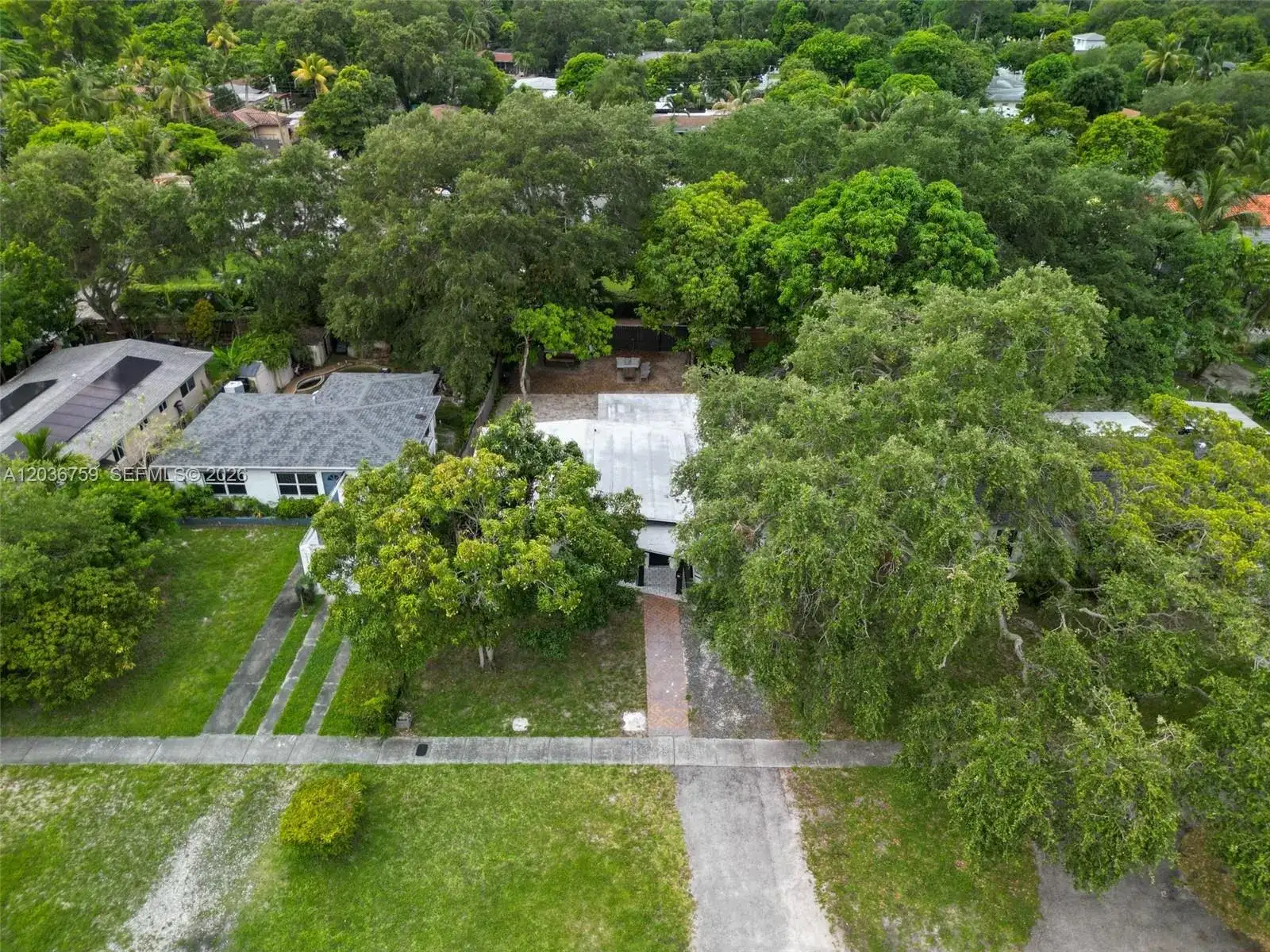 1260 NE 153rd St, North Miami Beach FL 33162 photo 3