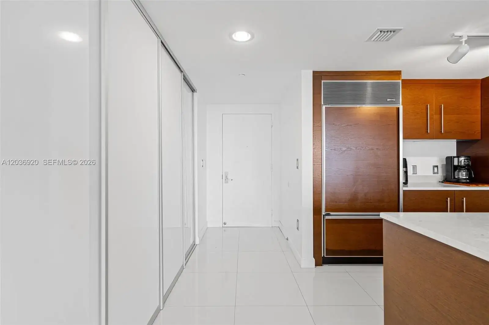 495 Brickell Ave # 905, Miami FL 33131 photo 4