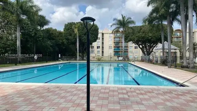 9310 Fontainebleau Blvd # 515, Miami FL 33172 photo 3