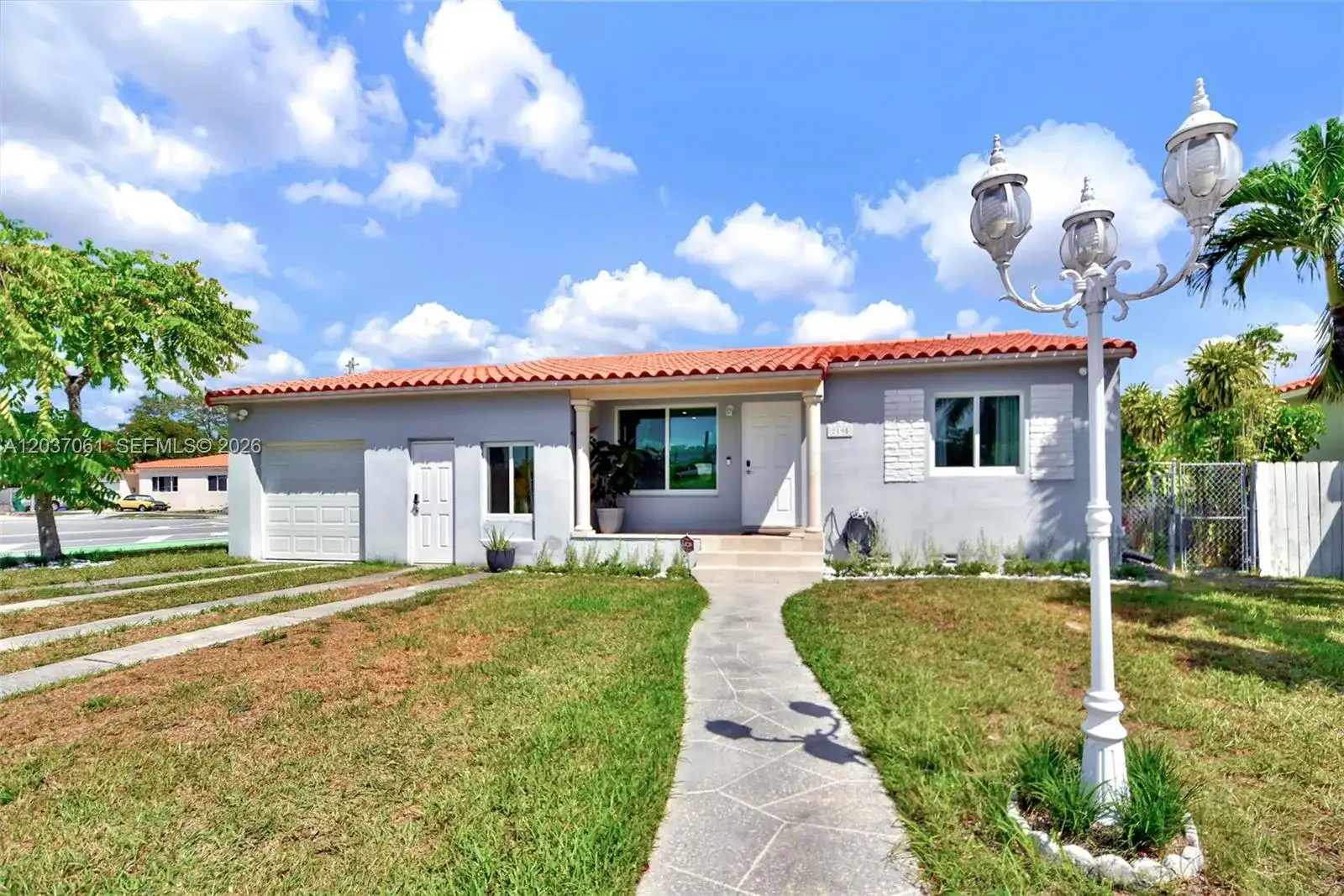2195 SW 25th Ter, Miami FL 33133 photo 3