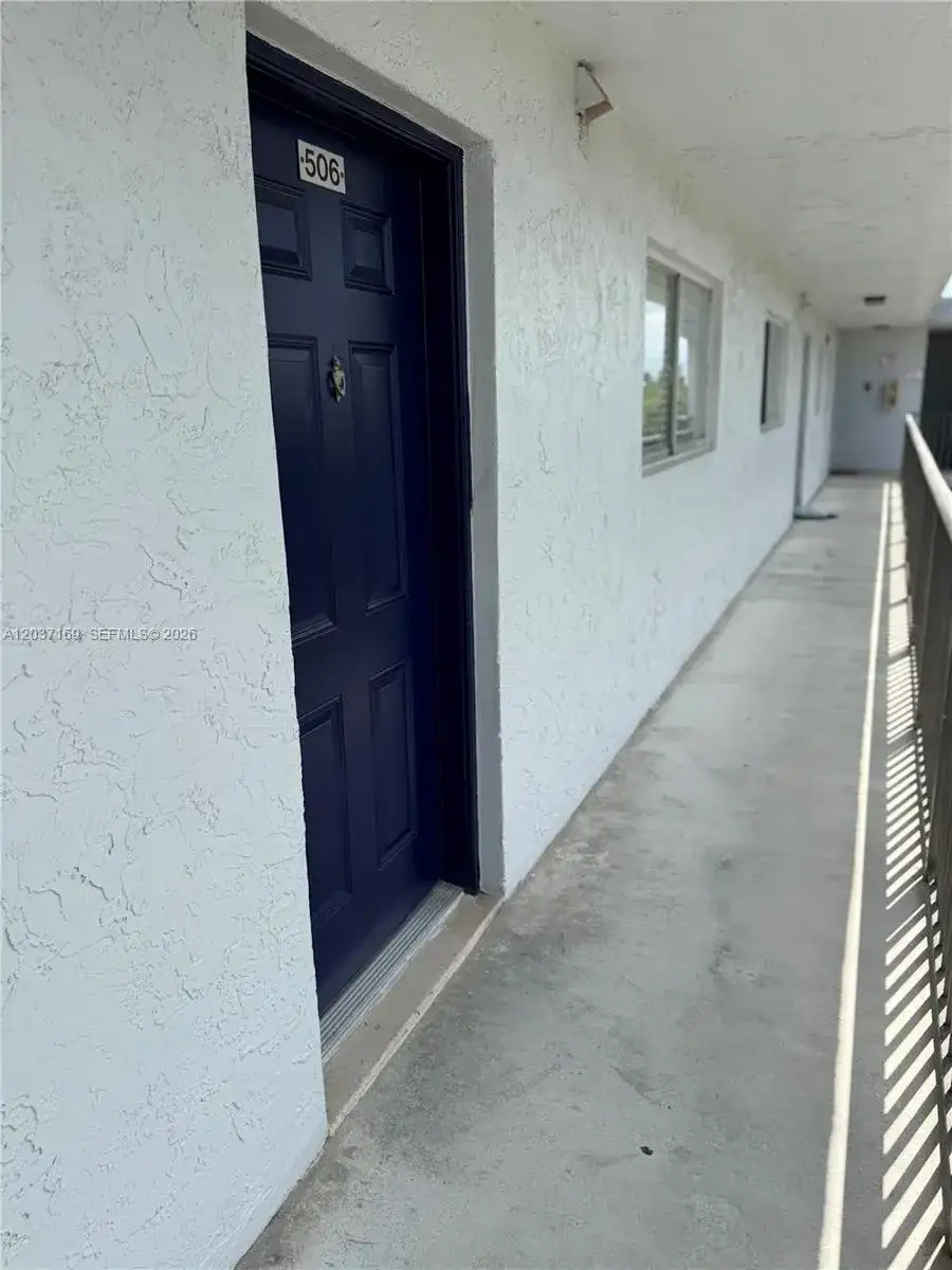8710 N Sherman Cir # 506, Miramar FL 33025 photo 4