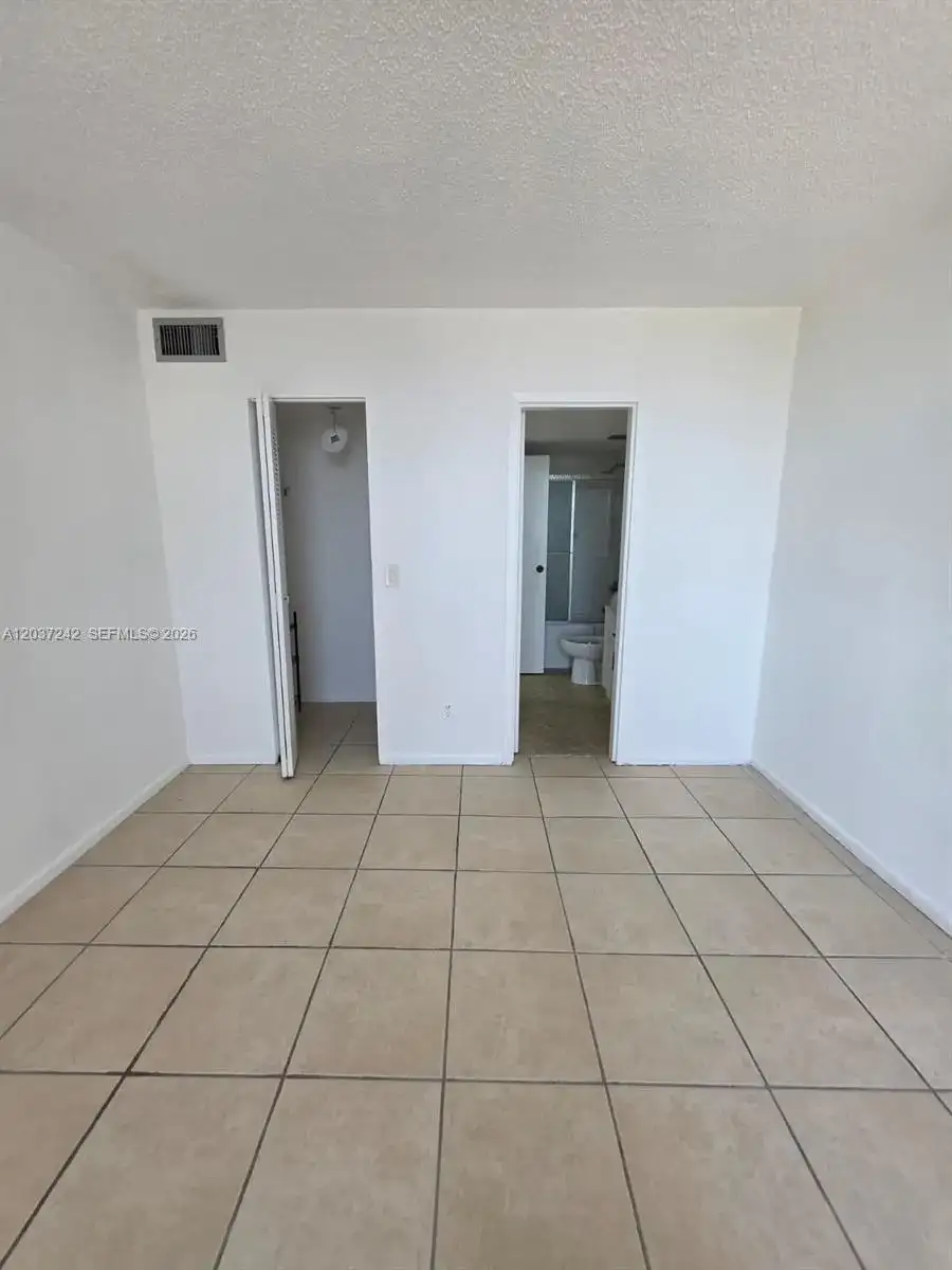 13499 Biscayne Blvd # 706, North Miami FL 33181 photo 5