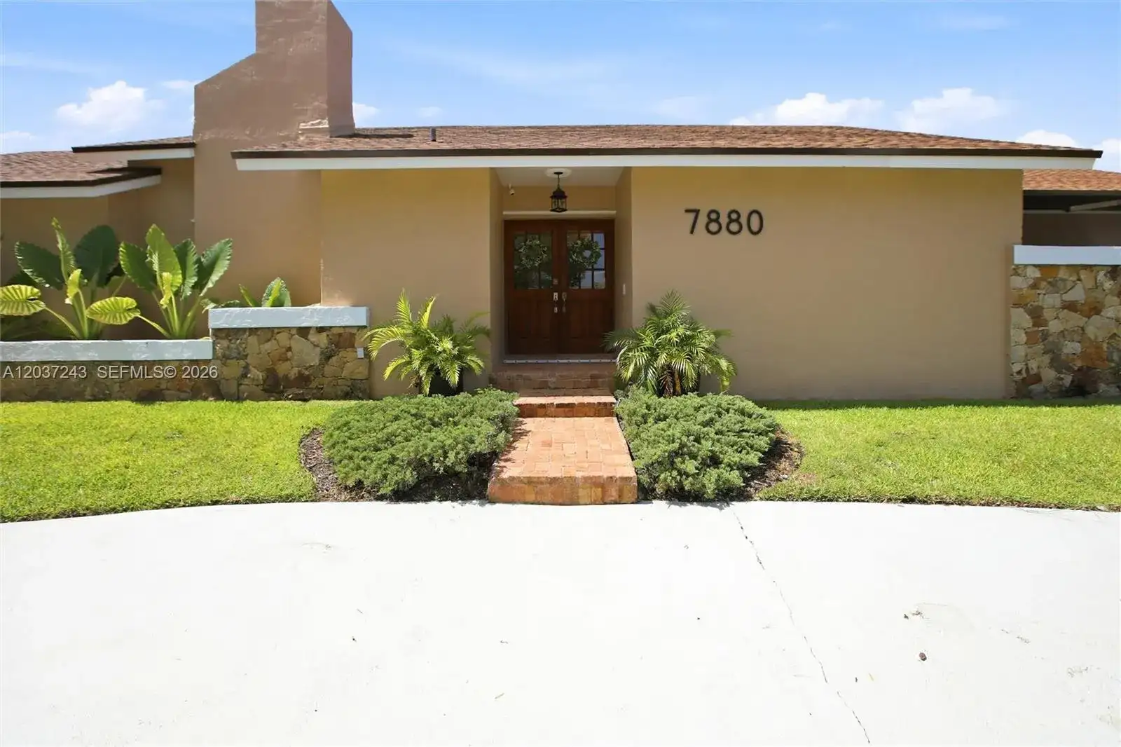 7880 SW 180th Ter, Palmetto Bay FL 33157 photo 4
