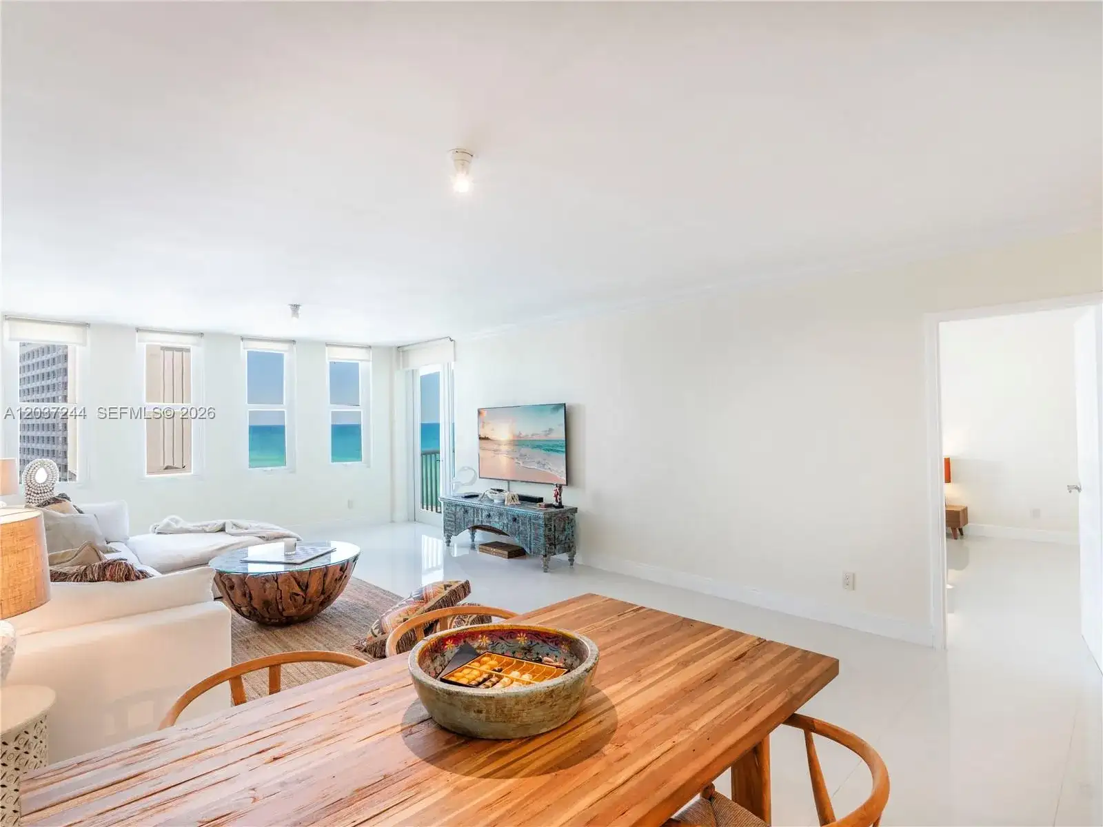5401 Collins Ave # 1013, Miami Beach FL 33140 photo 5