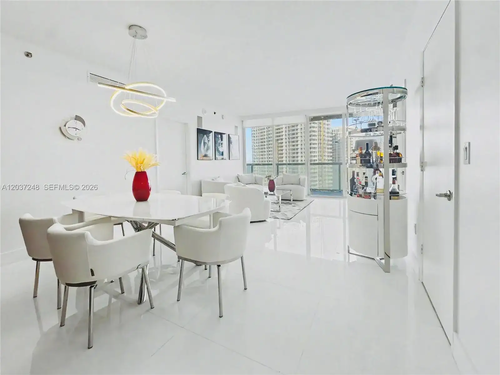 465 Brickell Ave # 1605, Miami FL 33131 photo 5