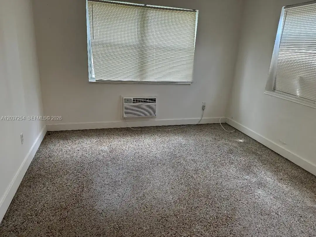 186 NW 1st St # 1, Homestead FL 33030 photo 3