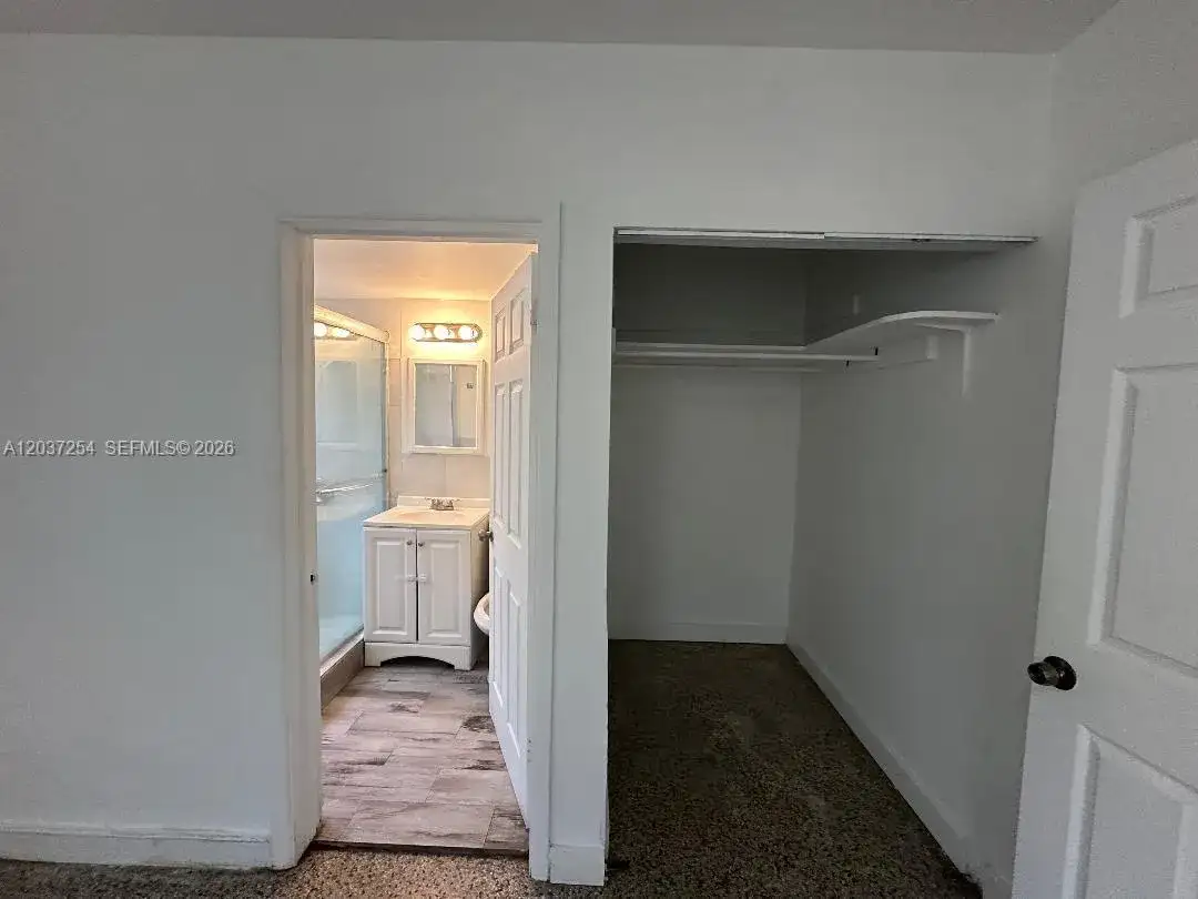 186 NW 1st St # 1, Homestead FL 33030 photo 4