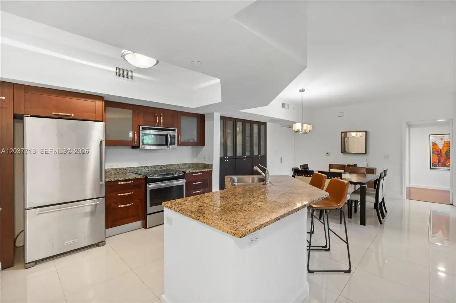 20000 E Country Club Dr # 306, Aventura FL 33180 photo 3