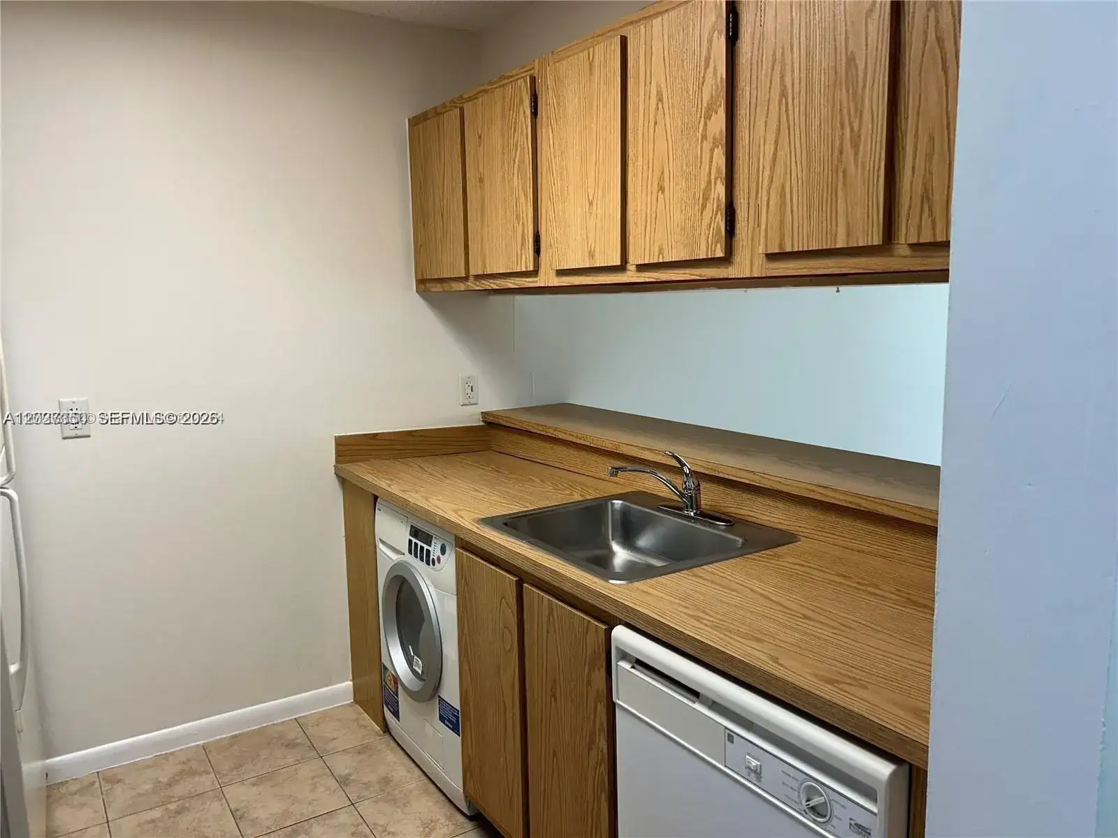 8600 N Sherman Cir # 504, Miramar FL 33025 photo 4