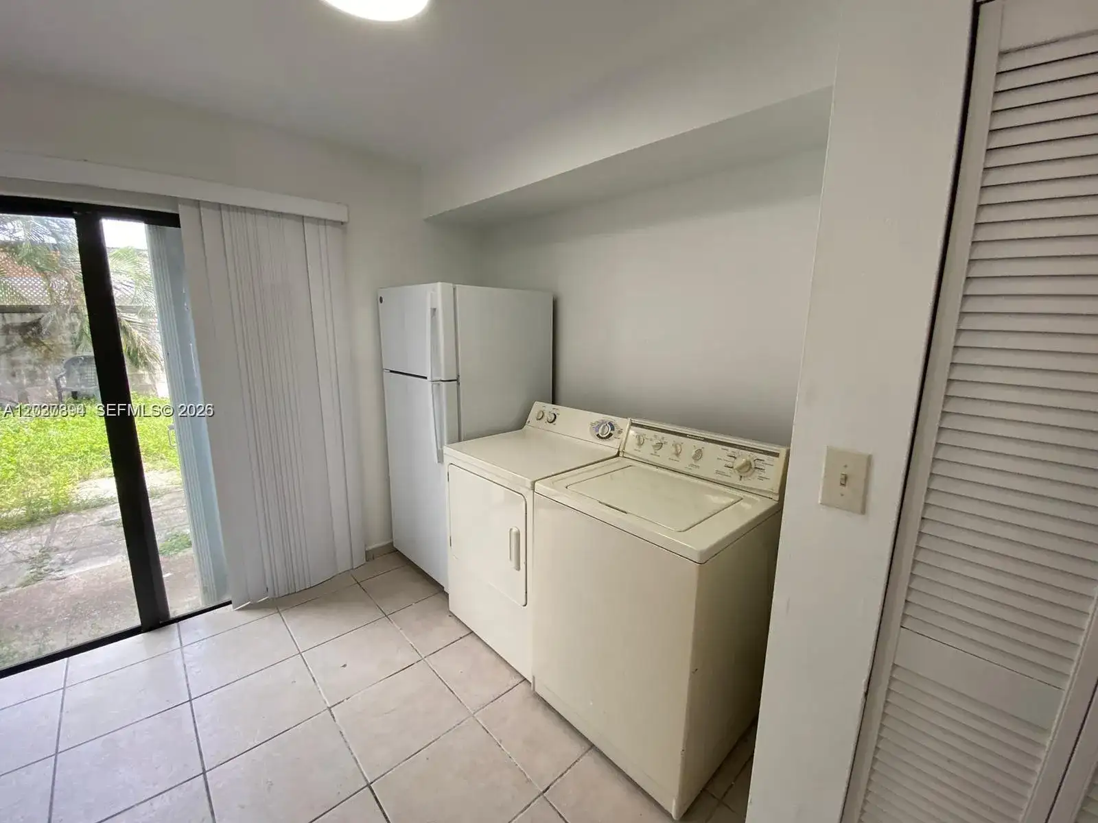 1813 SW 107th Ave # 2402, Miami FL 33165 photo 4