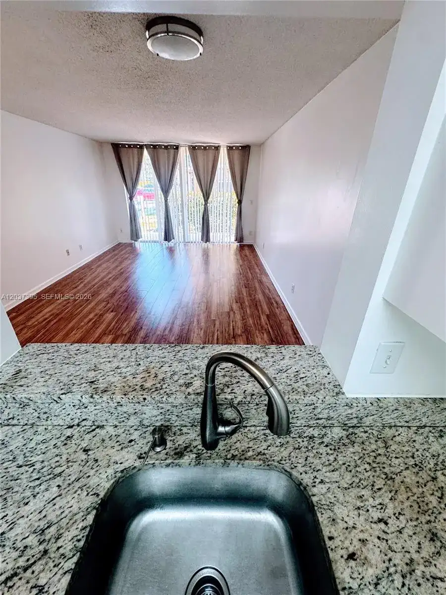 1341 SE 3rd Ave # 112, Dania Beach FL 33004 photo 4