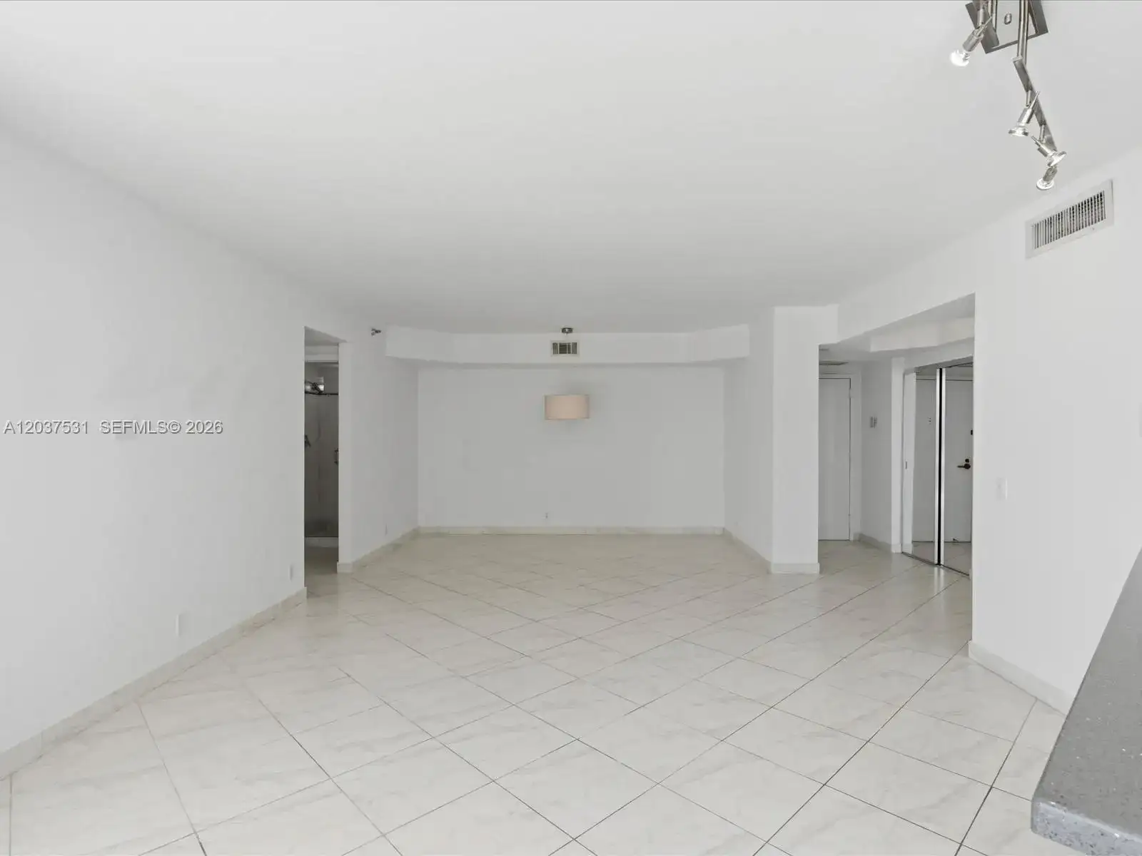 3610 Yacht Club Dr # 702, Aventura FL 33180 photo 5