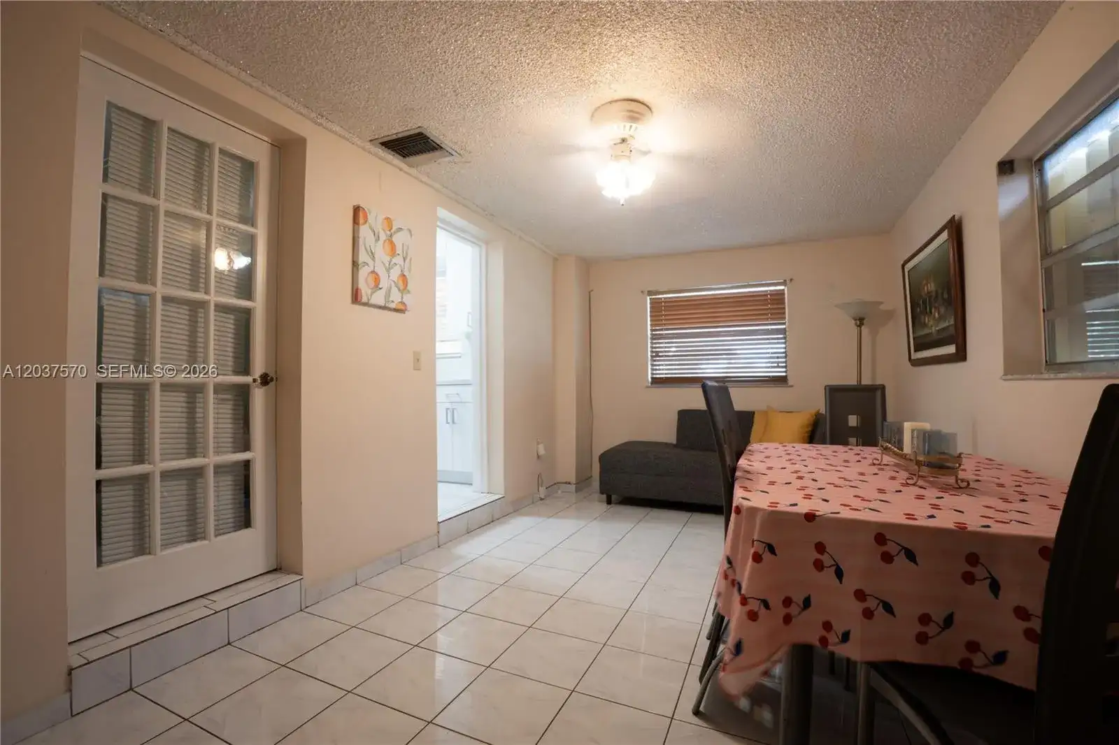 7899 NW 174th Ter, Hialeah FL 33015 photo 3