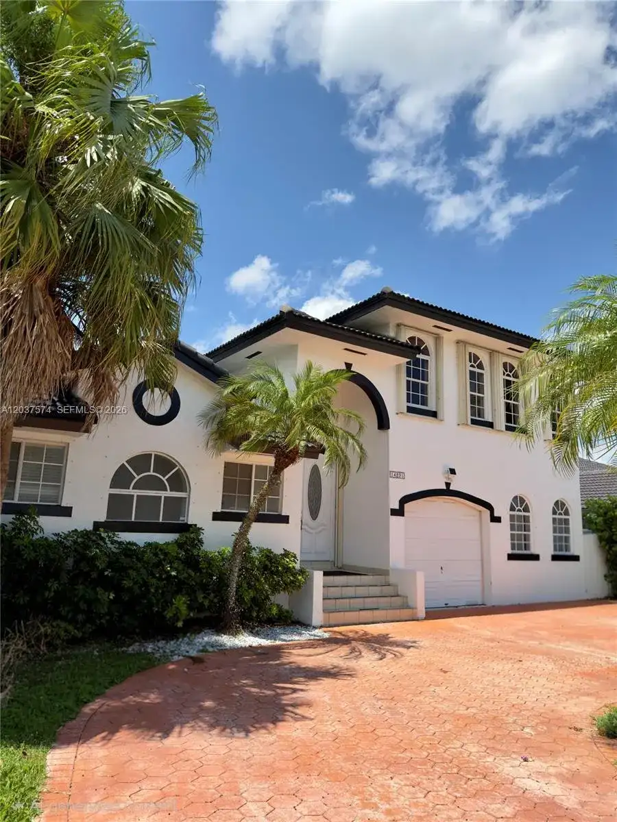 14291 SW 34th St, Miami FL 33175 photo 2