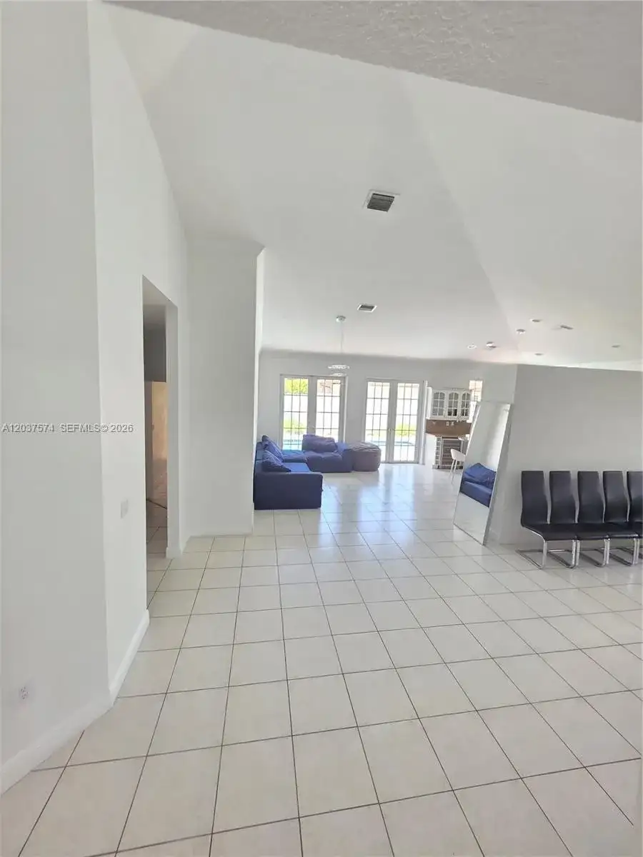 14291 SW 34th St, Miami FL 33175 photo 4