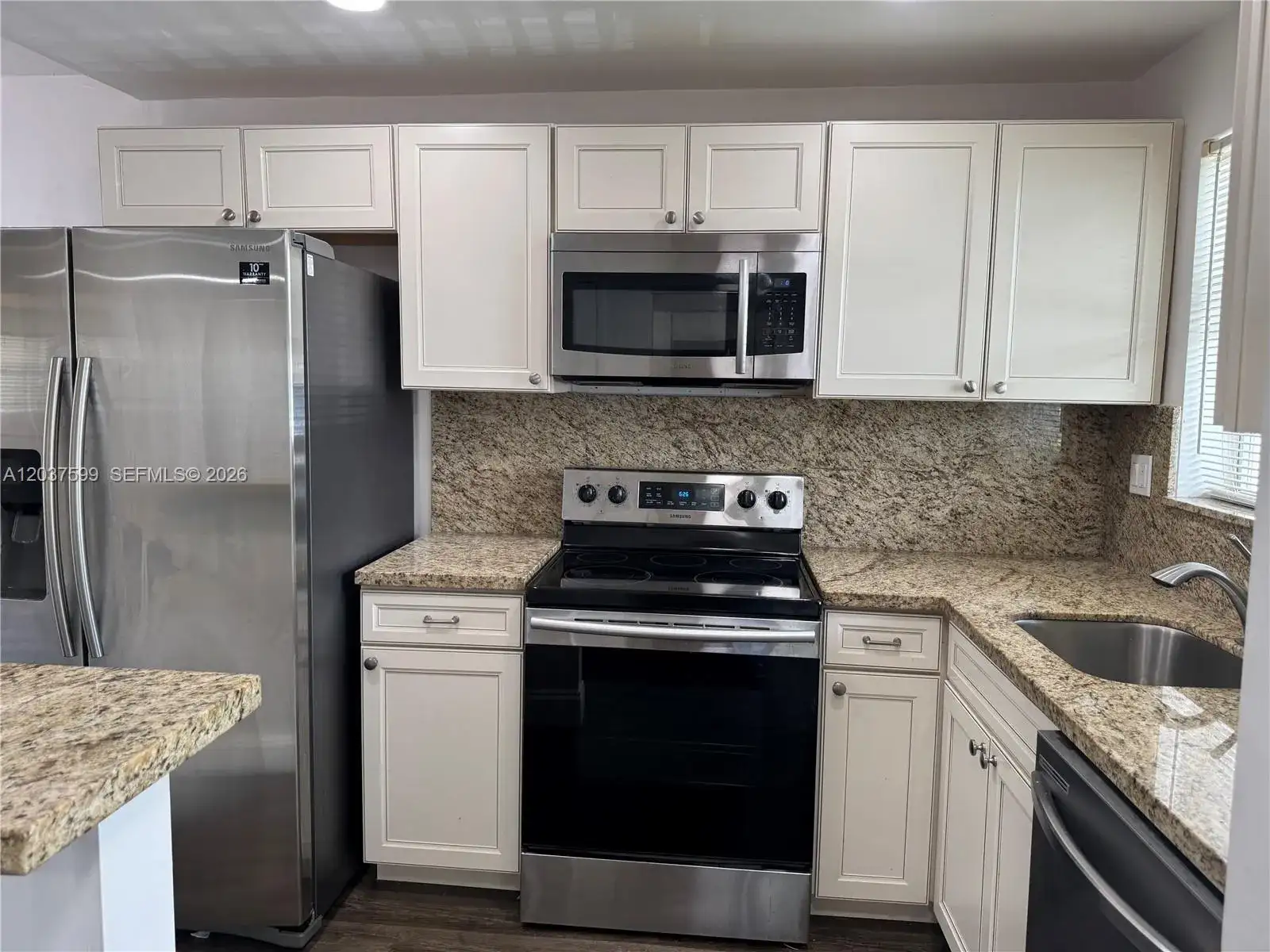 8325 Sunrise Lakes Blvd # 103, Sunrise FL 33322 photo 3