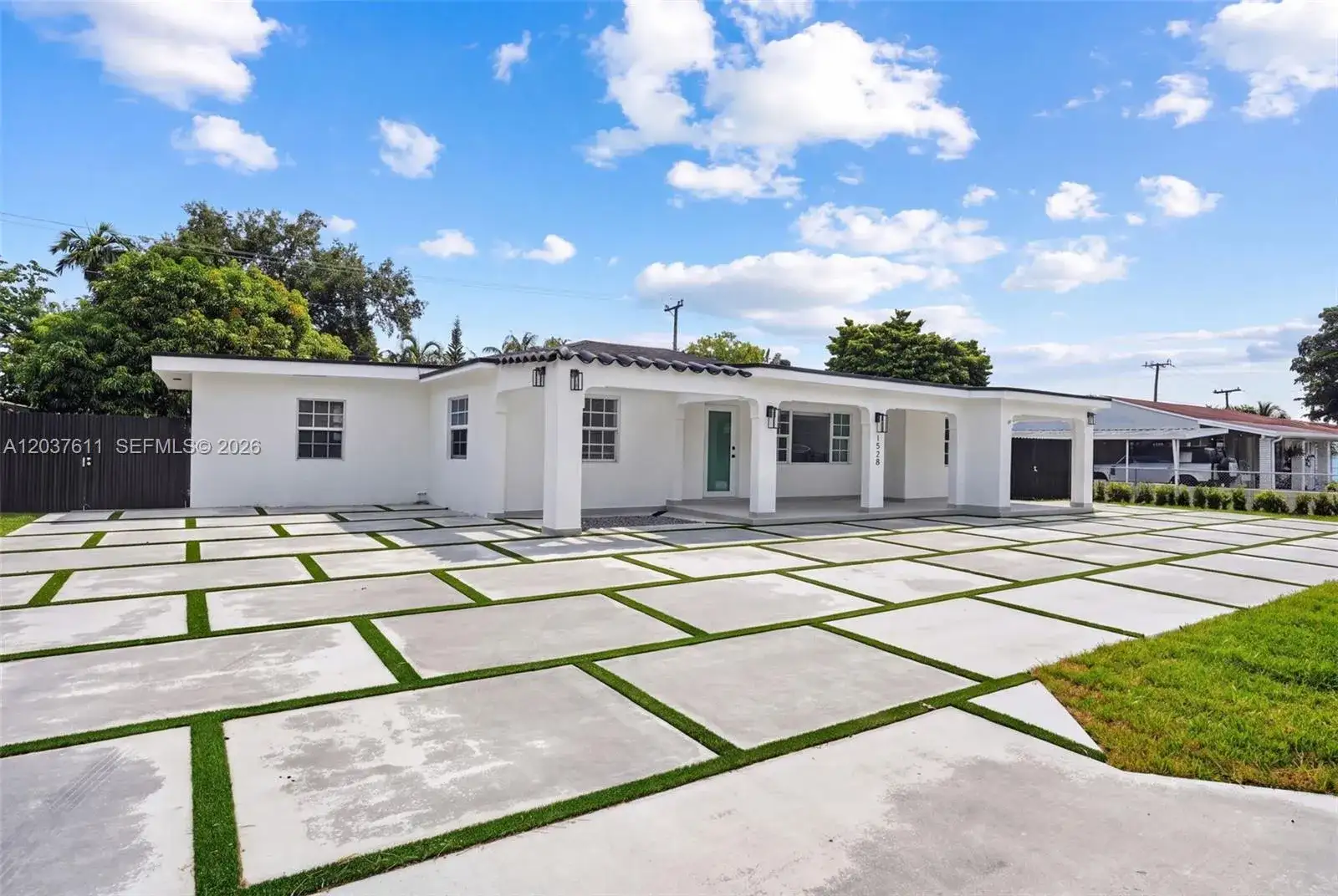 1920 SW 67th Ave, Miami FL 33147 photo 3