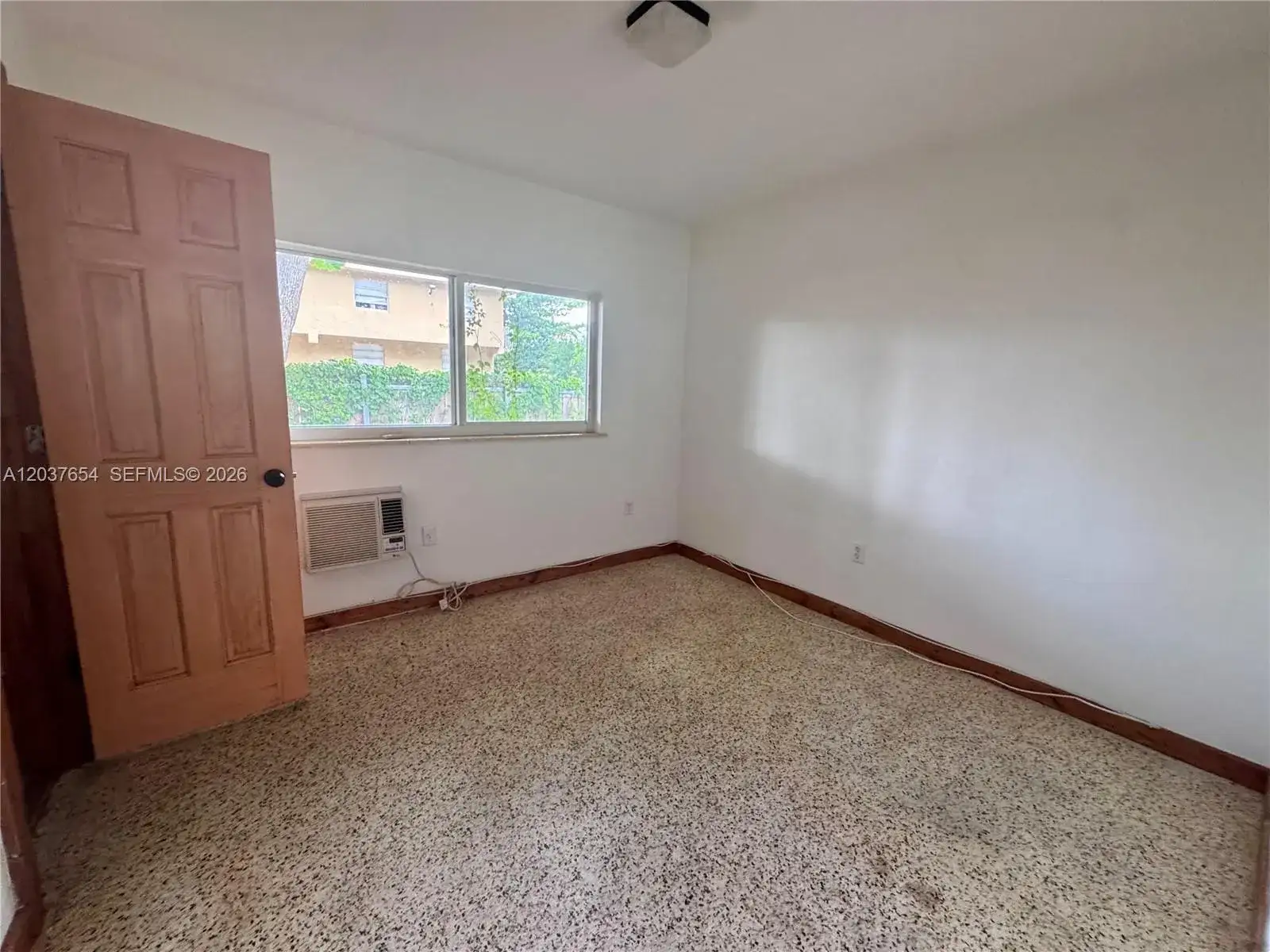 8440 NE 1st Ave # 2, Miami FL 33138 photo 4