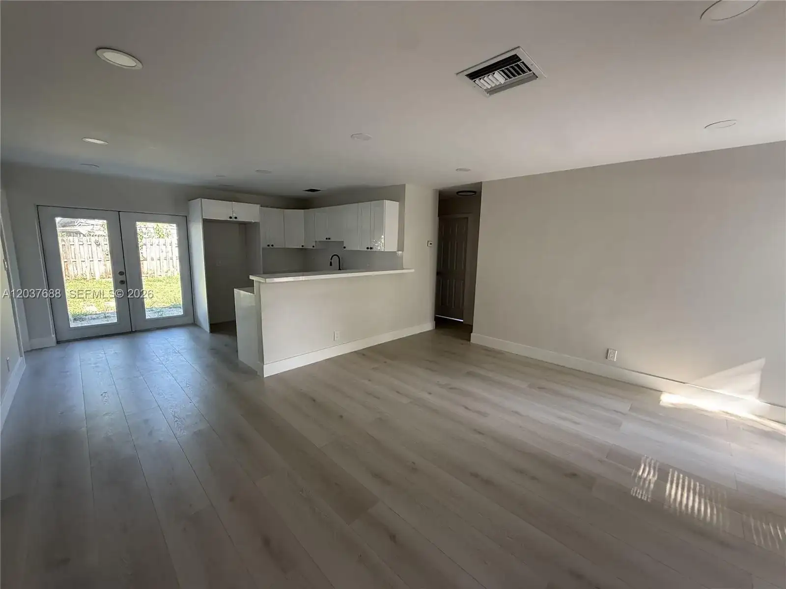 1700 SW 69th Ter, North Lauderdale FL 33068 photo 3